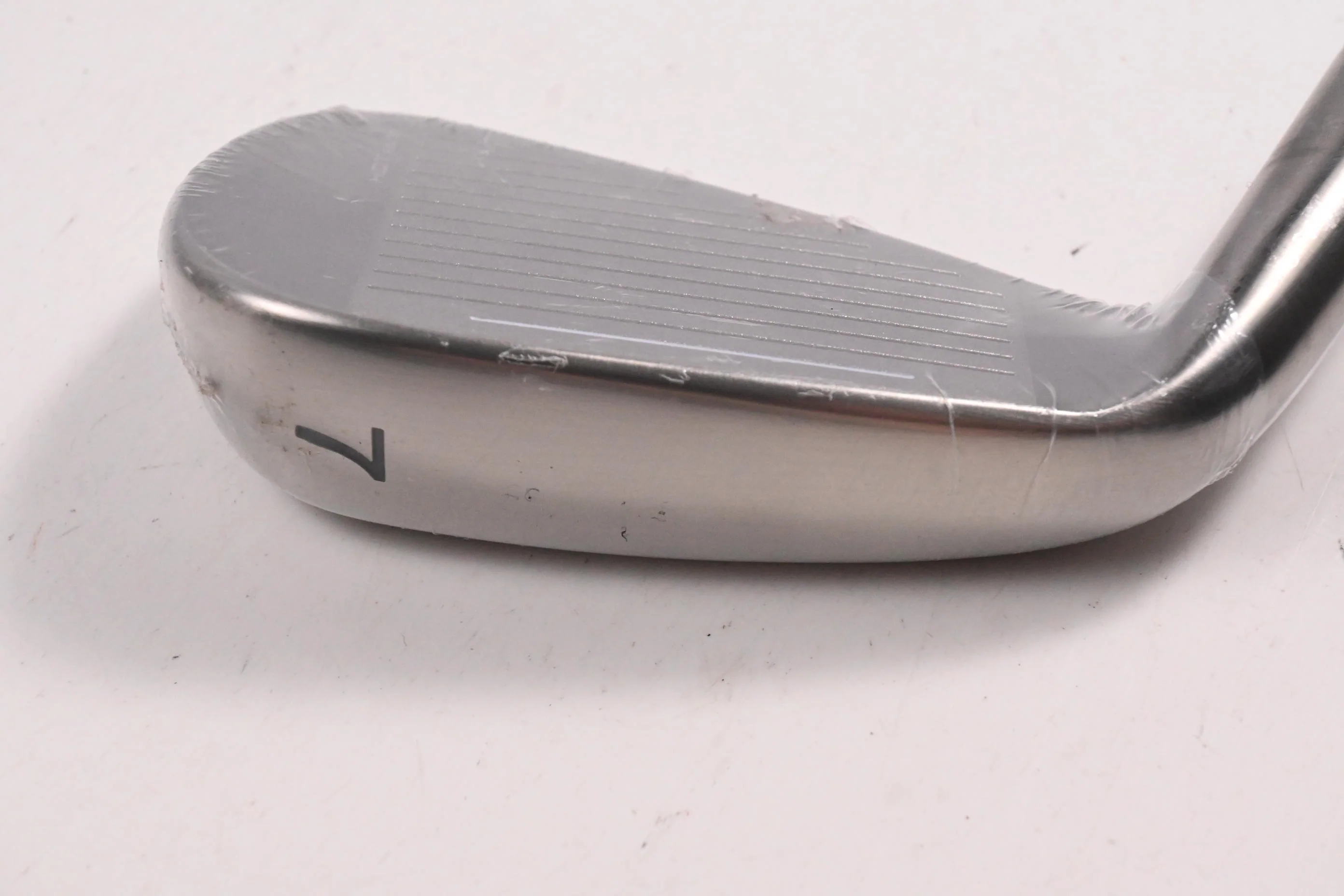 Cobra DS-Adapt #7 Iron / Regular Flex KBS Tour Lite Shaft - Image 3