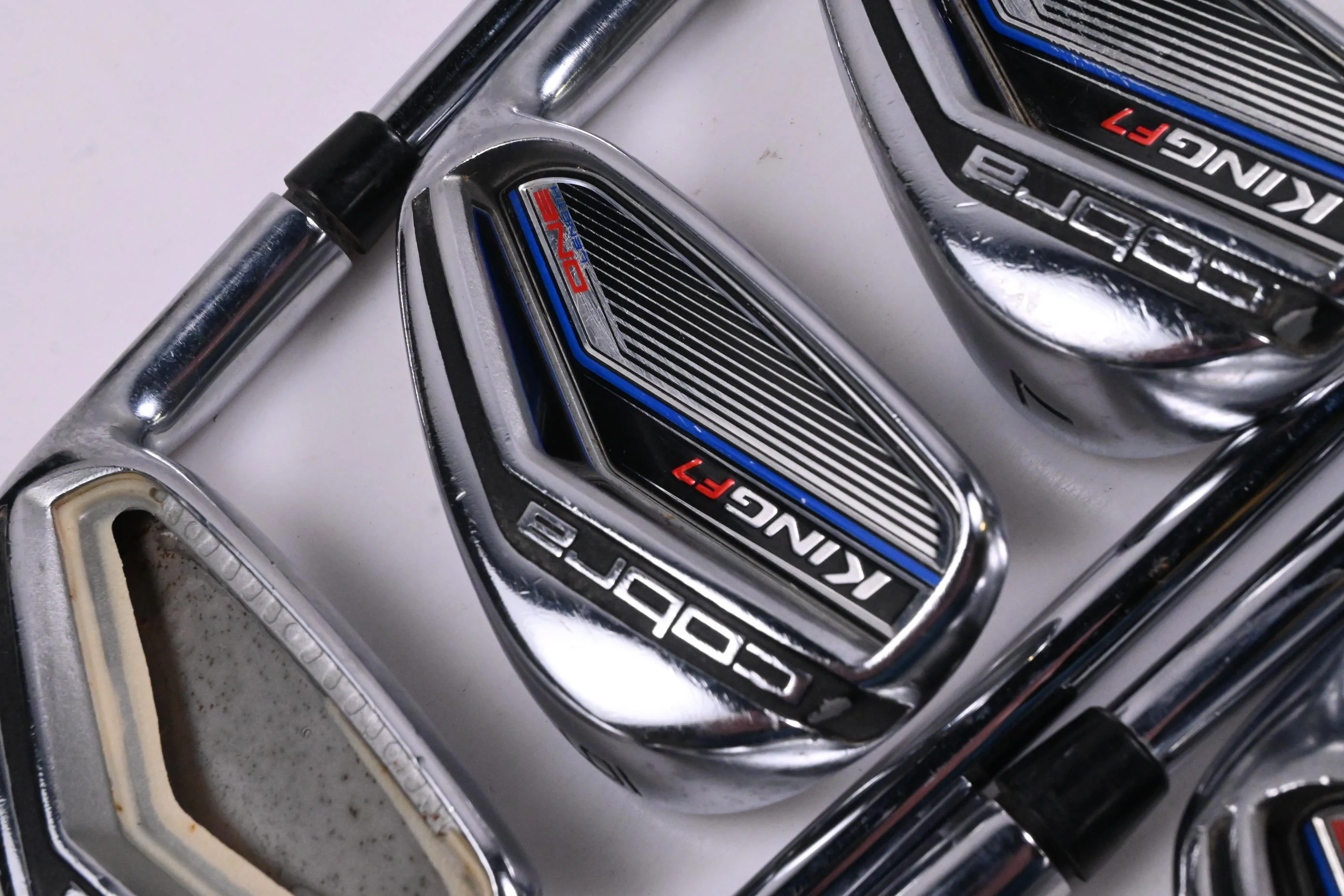 Cobra King F7 One Length Irons / 5-PW+GW / Regular Flex Cobra Shafts