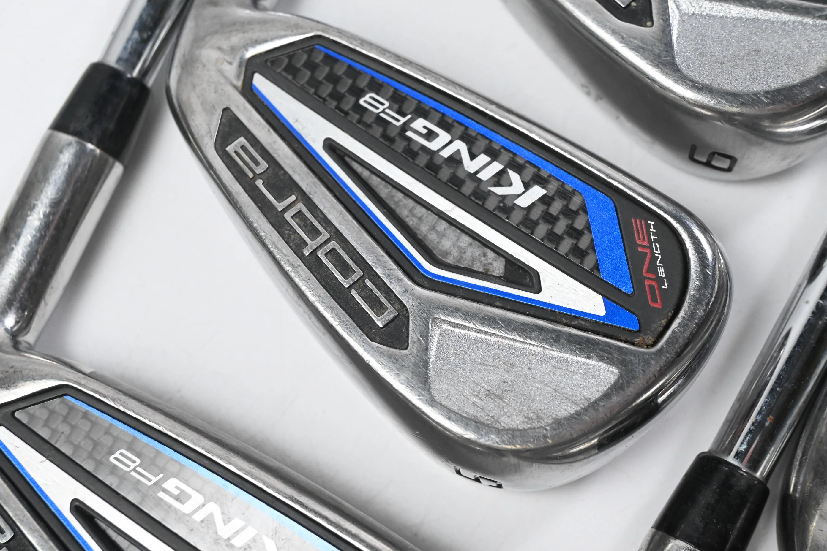 Cobra King F8 Irons / 4-PW+GW / Regular One Flighted Steel Shafts