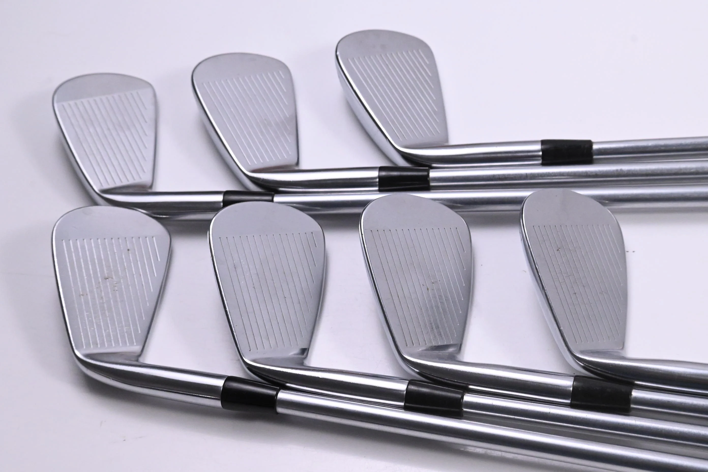 Cobra King CB/MB Combo Irons / 4-PW / X-Flex Project X LS 125 Shafts - Image 3