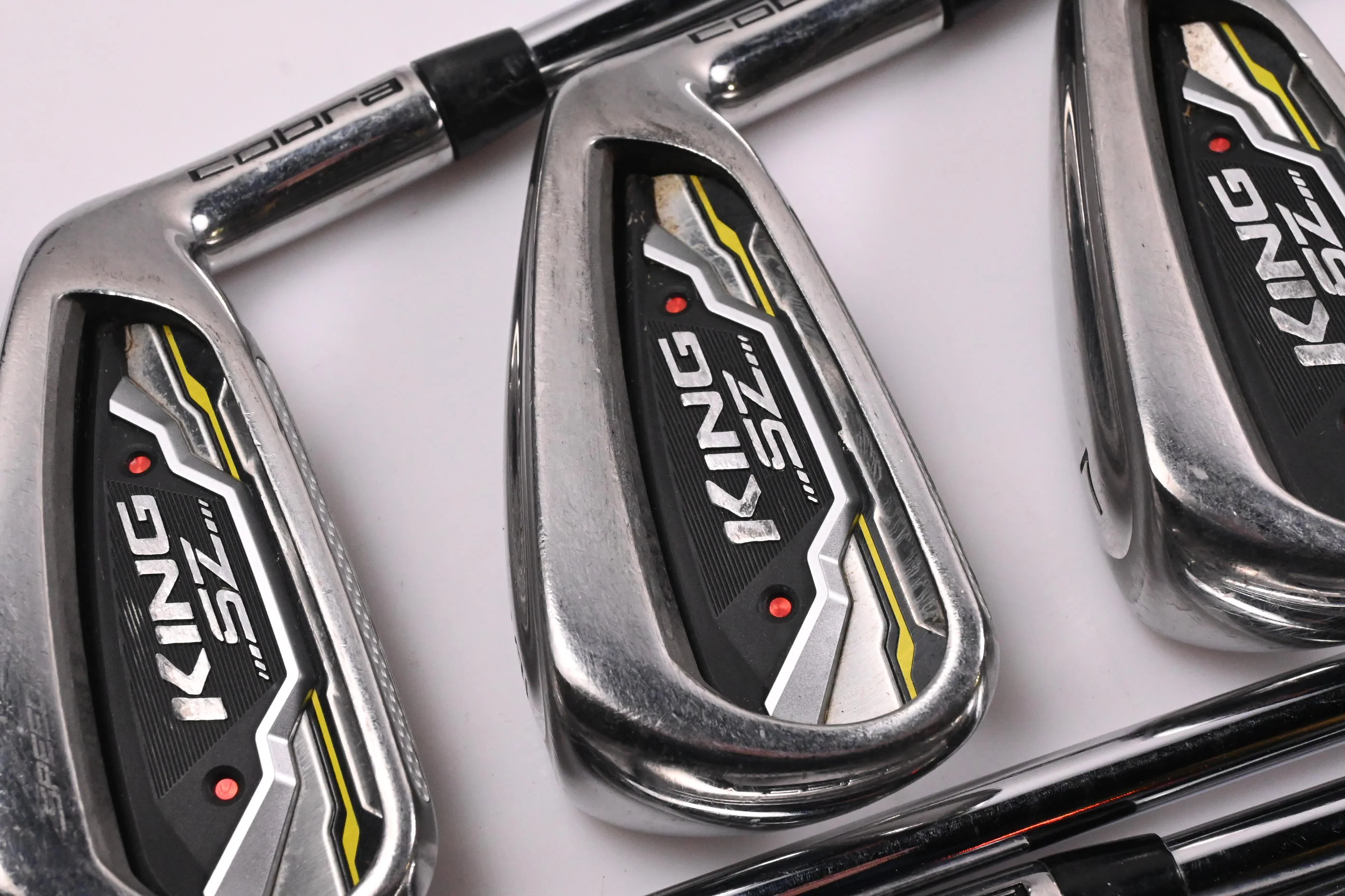 Cobra King Speedzone Irons / 5-PW+GW / Regular Flex Cobra Shafts
