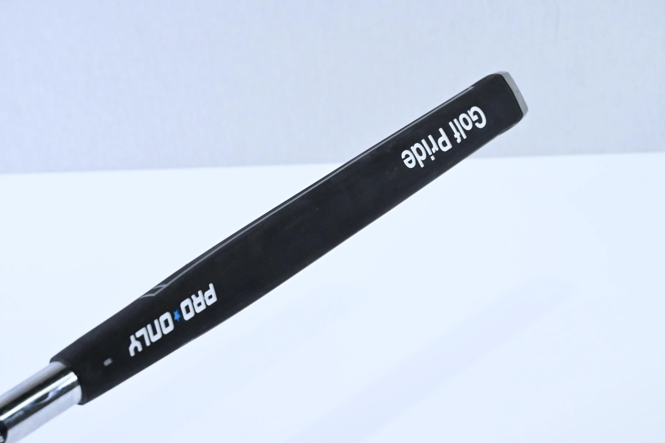 Cobra LIMIT3D Pista-45 Putter / 35 Inch - Image 7