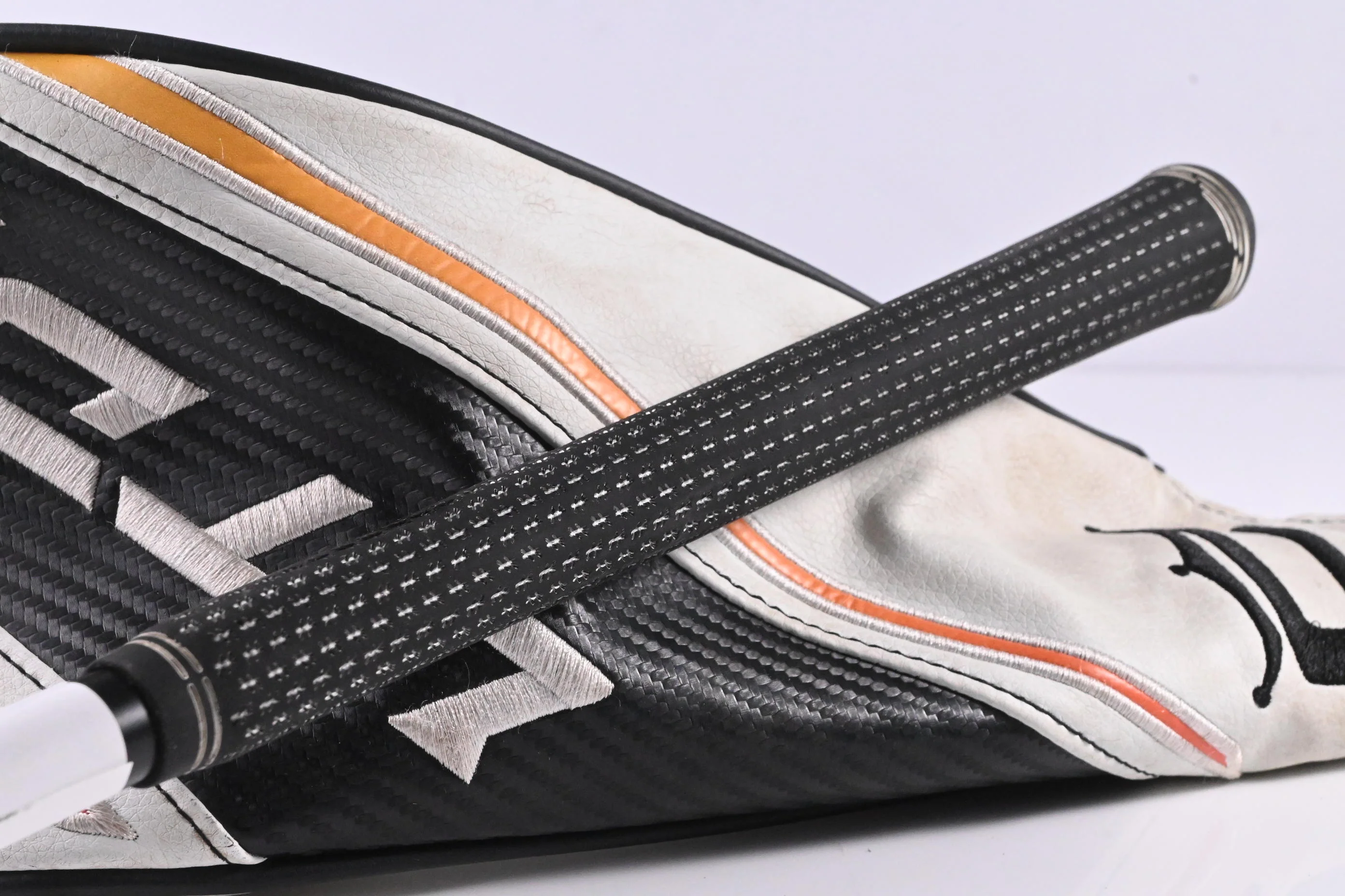 Cobra LTDx Driver / 10.5 Degree / Senior Flex UST Mamiya Helium Nanocore 4 - Image 8