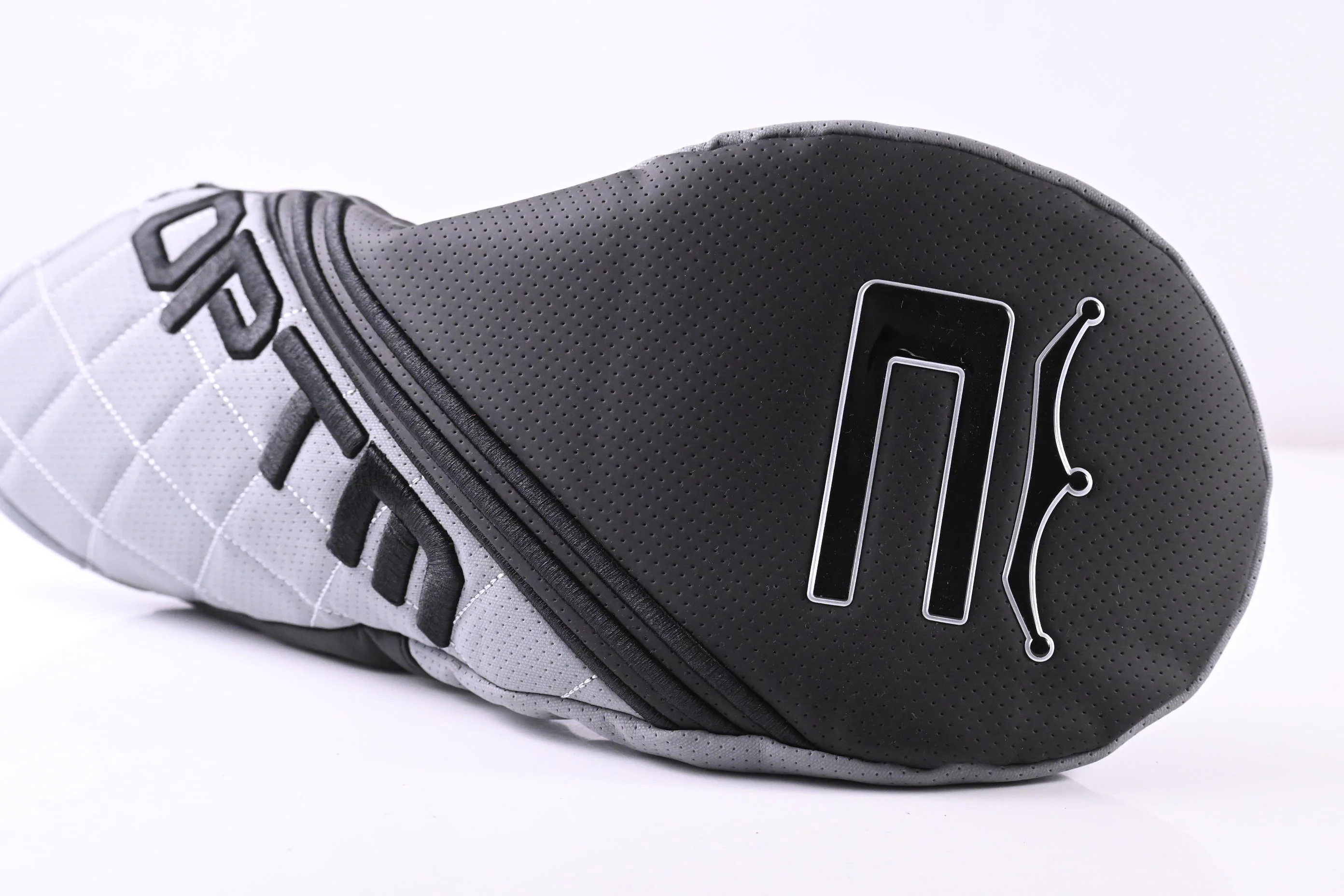 Cobra OPTM MAX-D Driver / 10.5 Degree / Regular Flex Kai'Li Dark Waves Red 50 - Image 9