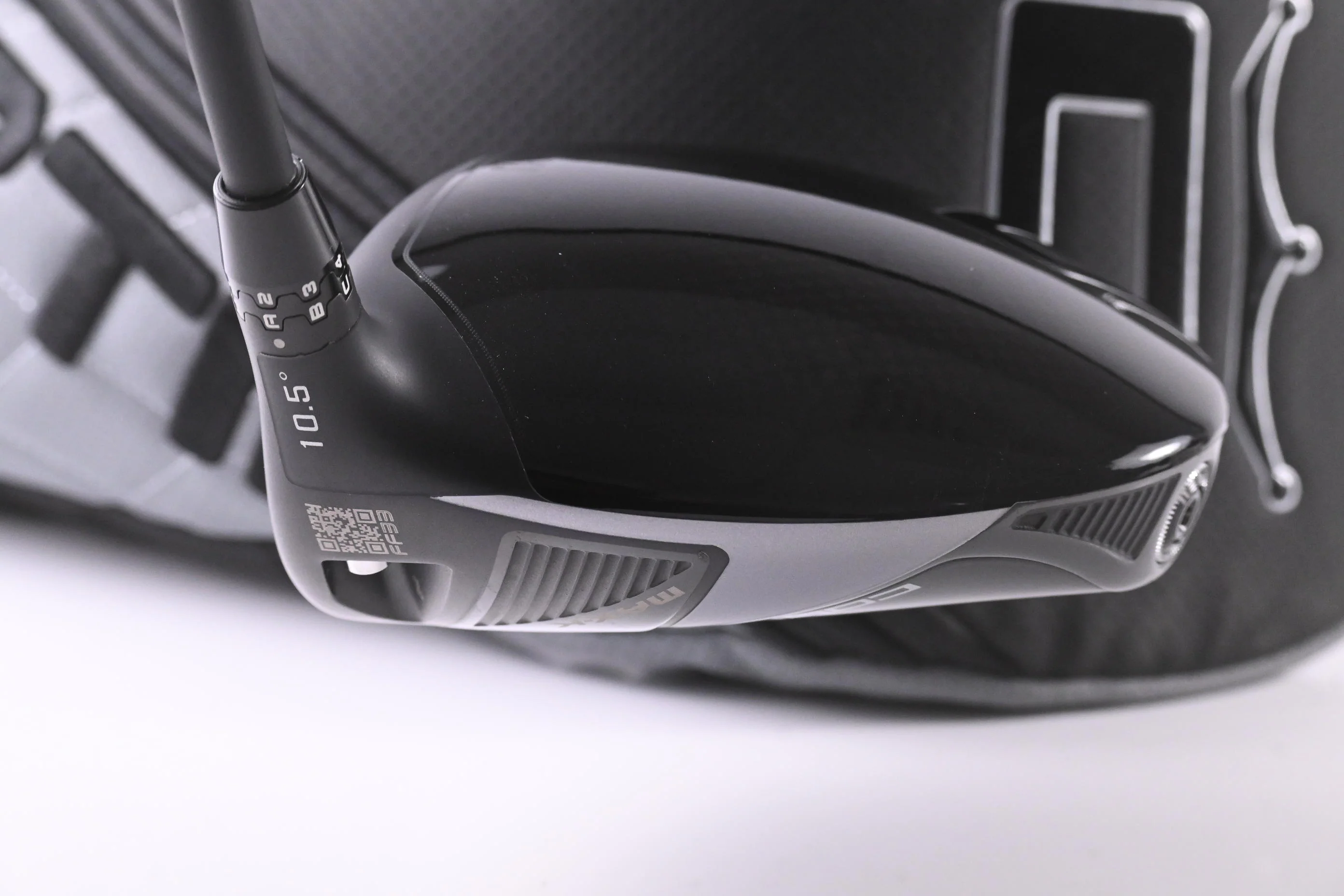 Cobra OPTM MAX-K Driver / 10.5 Degree / Regular Flex Kai'li Dark Waves Red 50 - Image 5