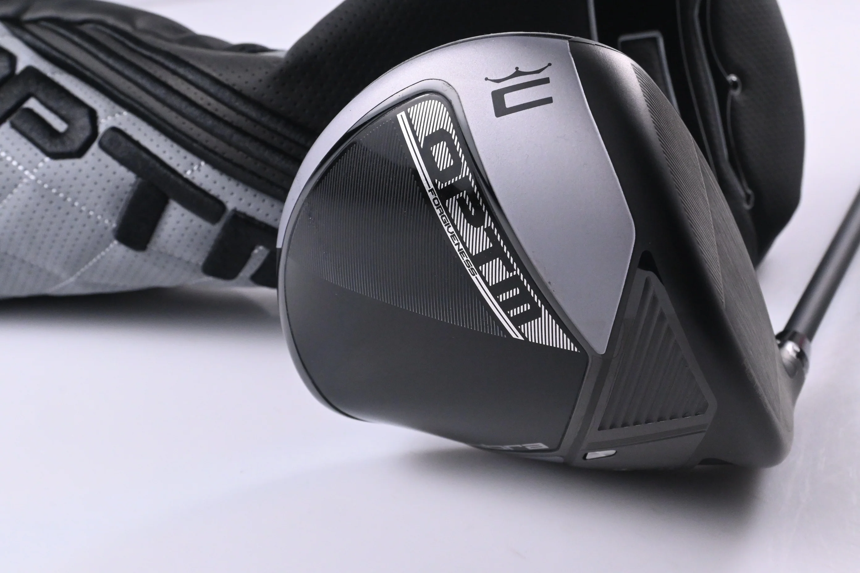 Cobra OPTM MAX-K Driver / 10.5 Degree / Stiff Flex Kai`li Dark Waves Red 50 Shaft