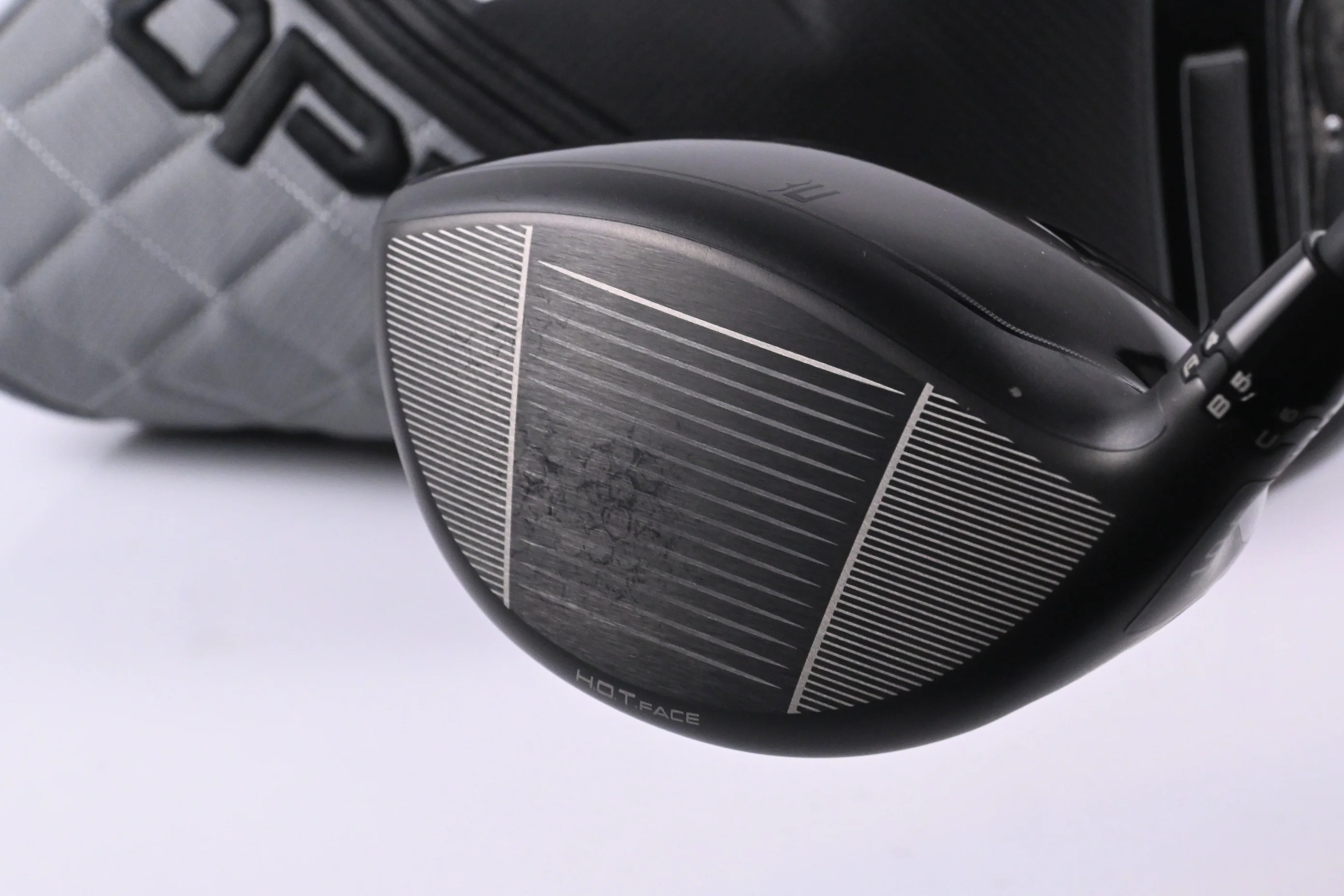 Cobra OPTM X Driver / 10.5 Degree / Stiff Flex Kai'li Red Darkwaves 50 Shaft - Image 4