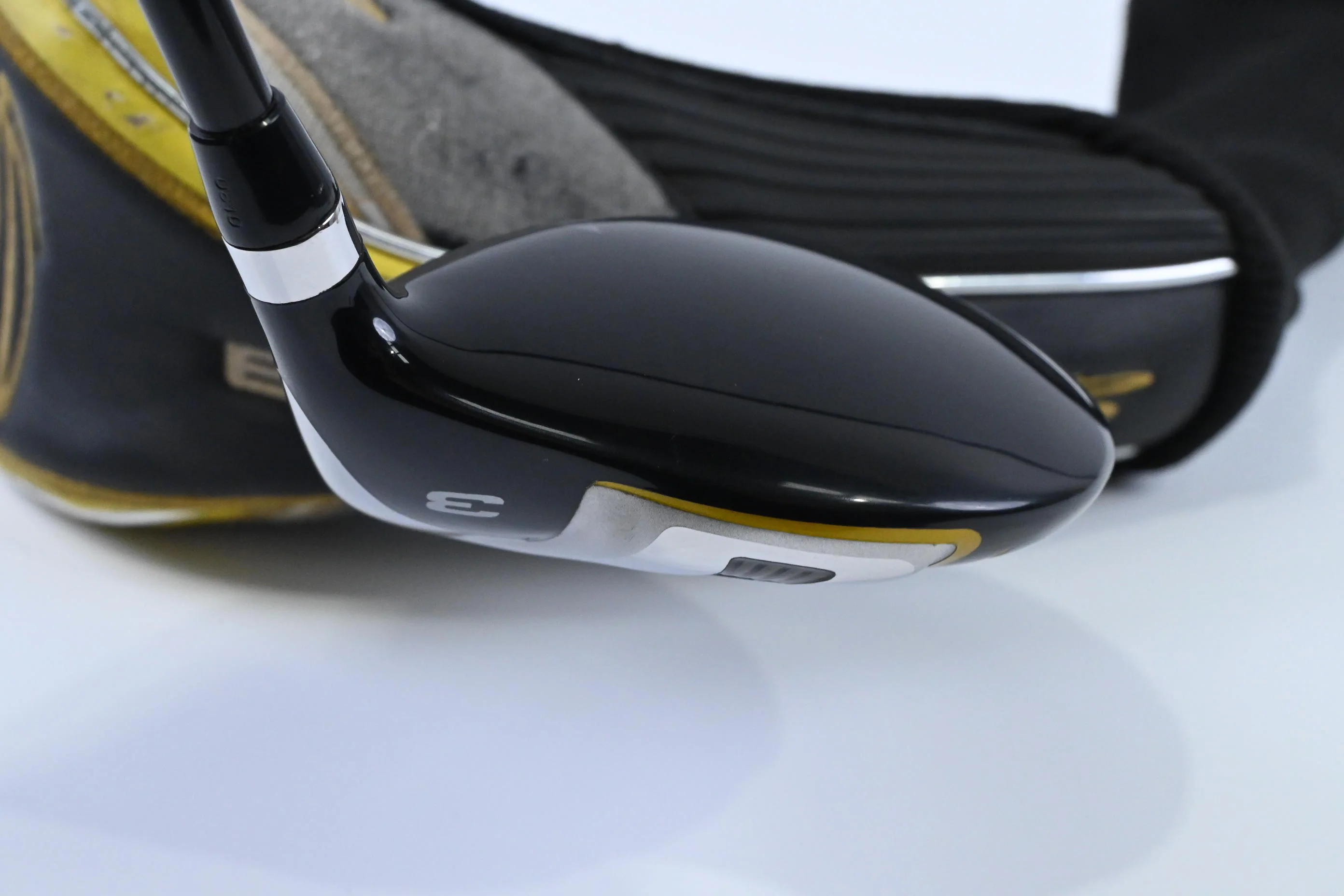 Cobra S2 #3 Wood / 15.5 Degree / Regular Flex Fujikura Fit-On Max 65 Shaft - Image 5