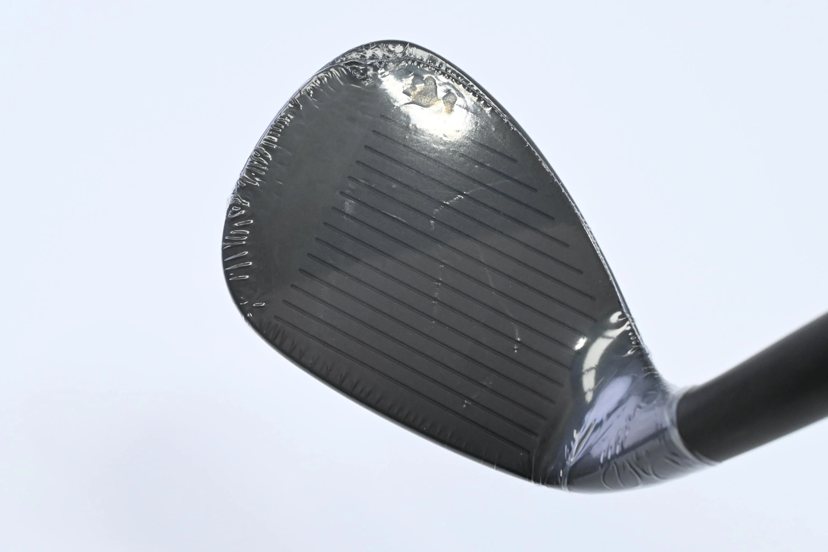 Cobra Snakebite Black 2023 Gap Wedge / 52 Degree / Stiff Flex KBS Hi-Rev 2.0 125 - Image 2