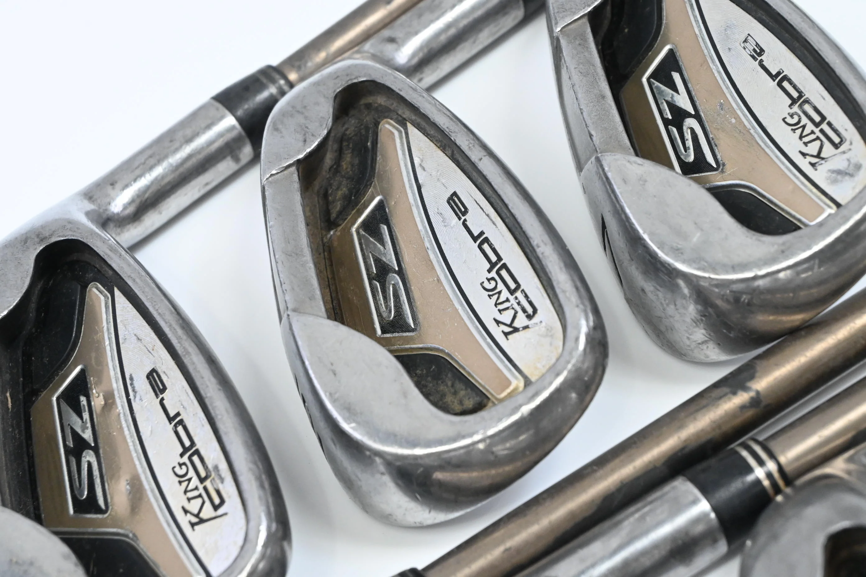 Cobra SZ Irons / 5-PW+SW / Senior Flex Aldila DVS-HL 65 Shafts