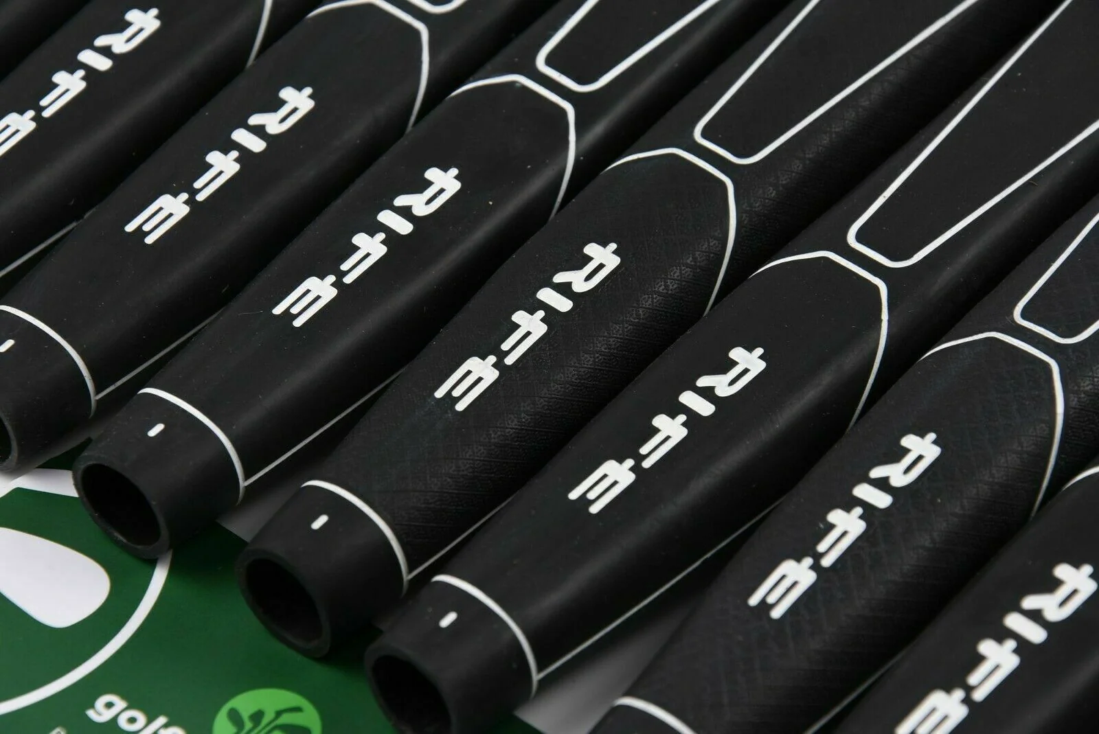 Rife Elastomer Putter Grip / Oversize / Black - Image 2
