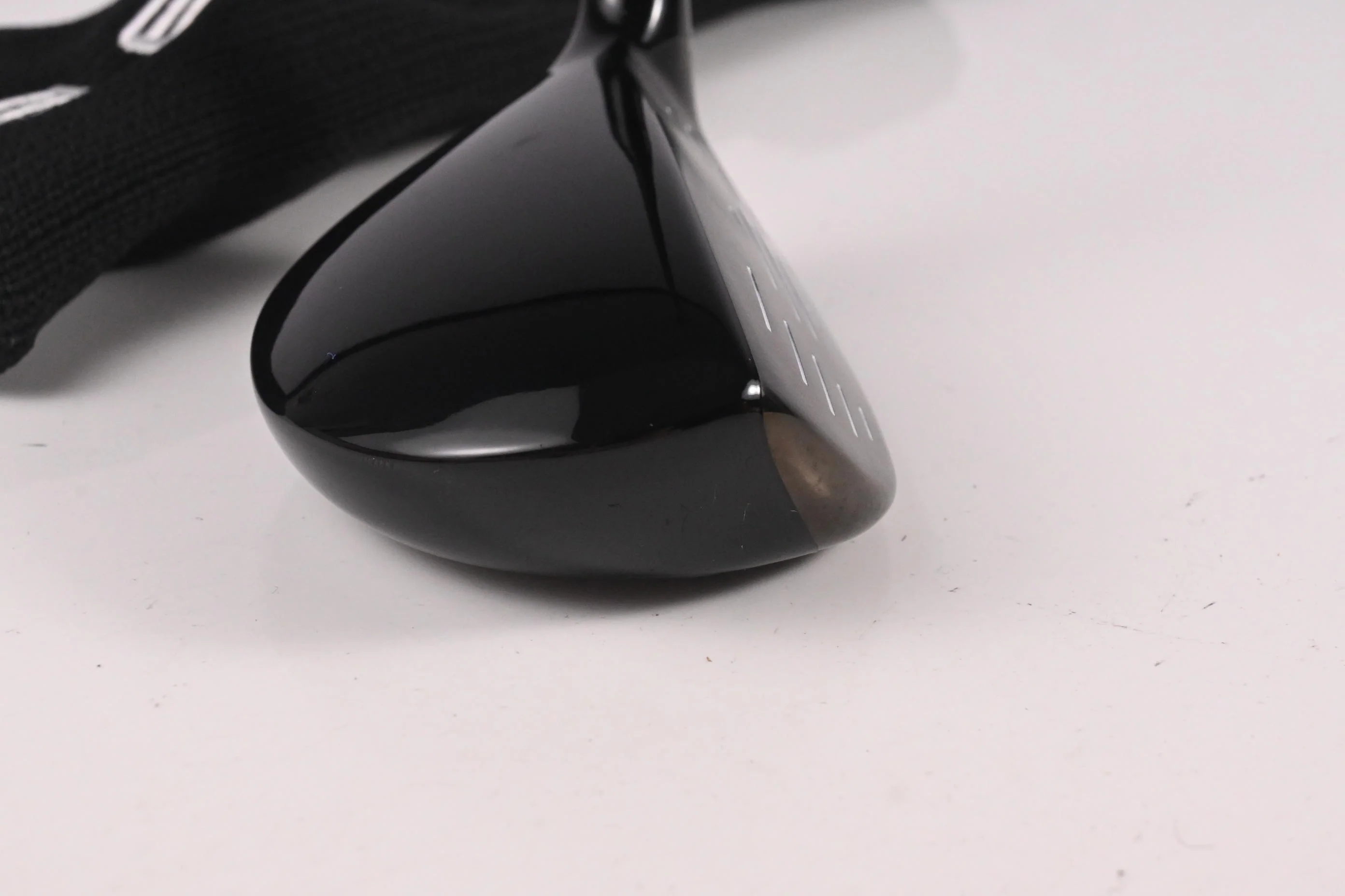 Eleven #9 Hybrid / 39 Degree / Regular Flex KBS TGI 70 Shaft - Image 3