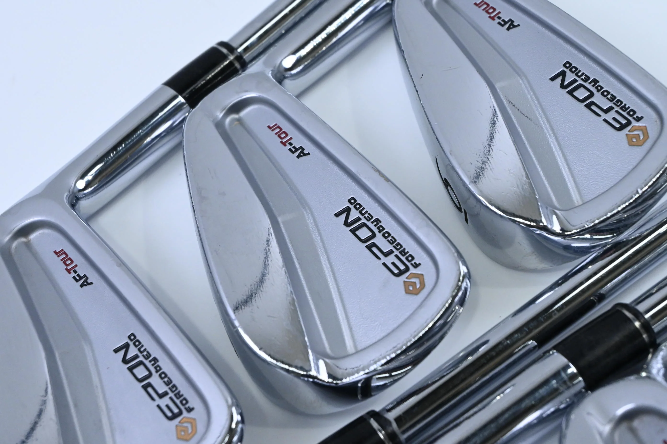 Epon AF-Tour CB Irons / 4-PW / Regular Flex NS Pro Modus3 Shafts