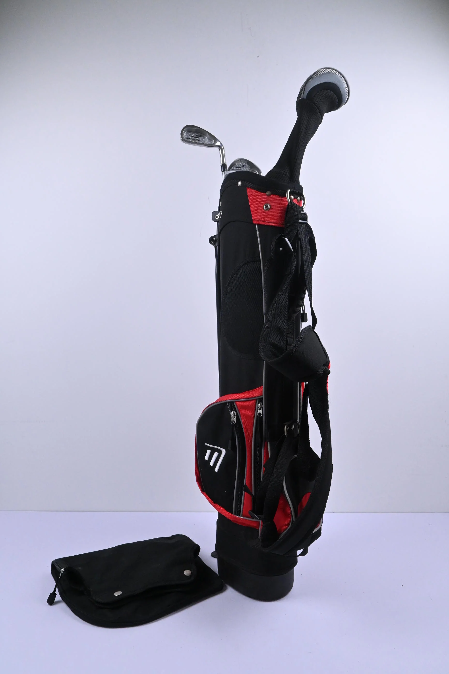 Junior Masters MC-J520 Package Set / Wood, Irons, Putter, Bag