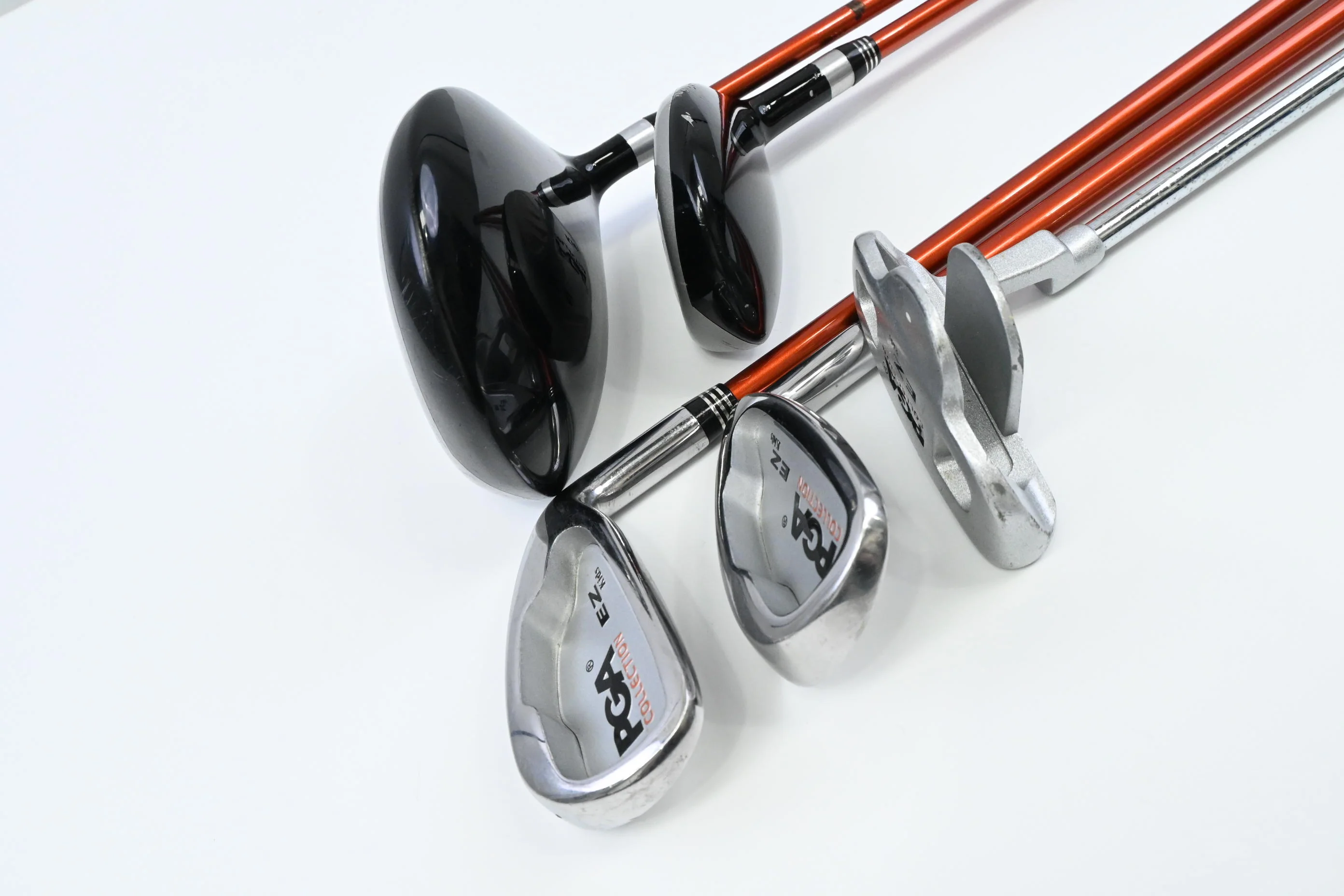 Junior PGA Collection EZ Package Set / Wood, Hybrid, Irons, Putter, Bag - Image 3