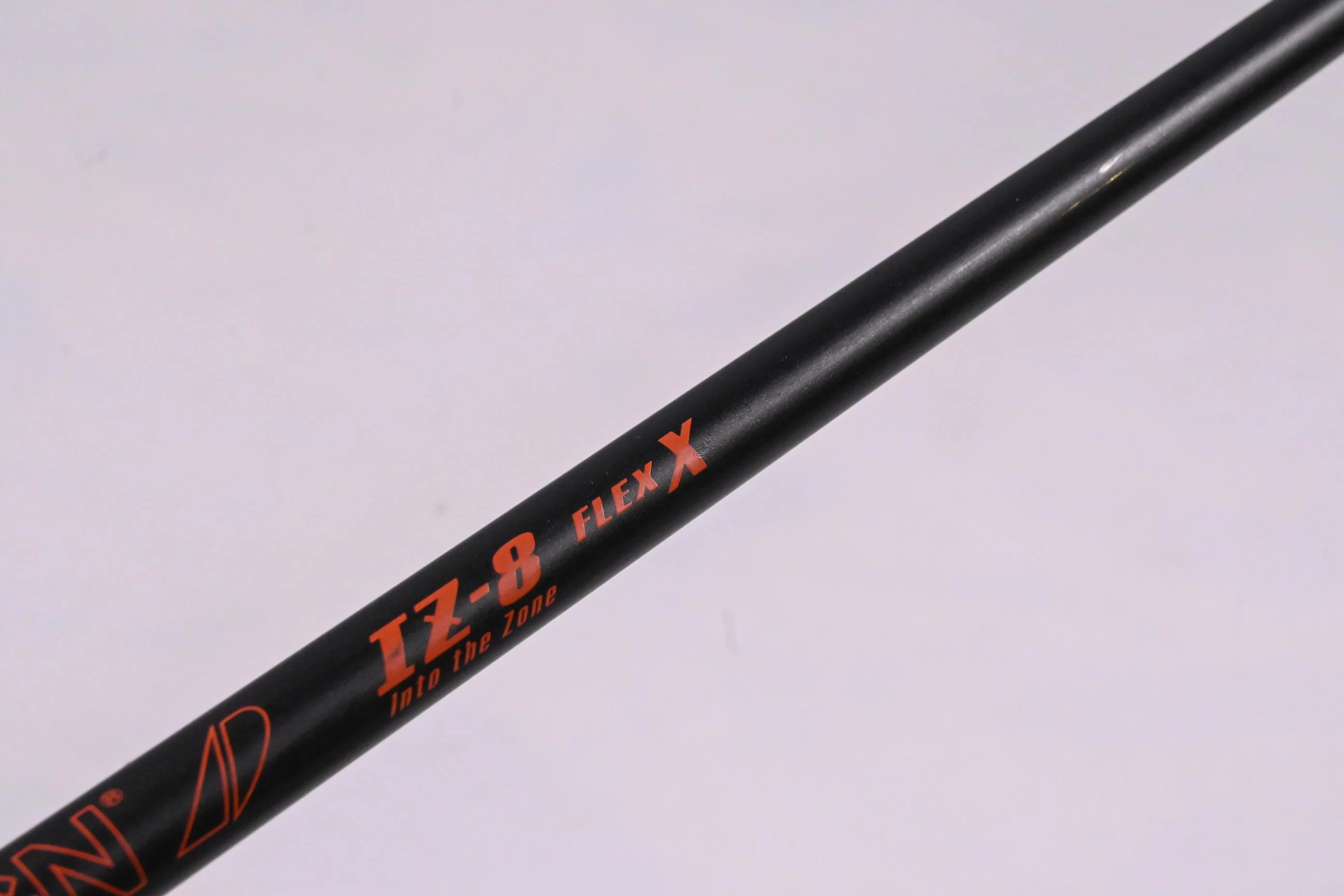 Graphite Design Tour AD IZ-8 Driver Shaft / X-Flex / Titleist - Image 2