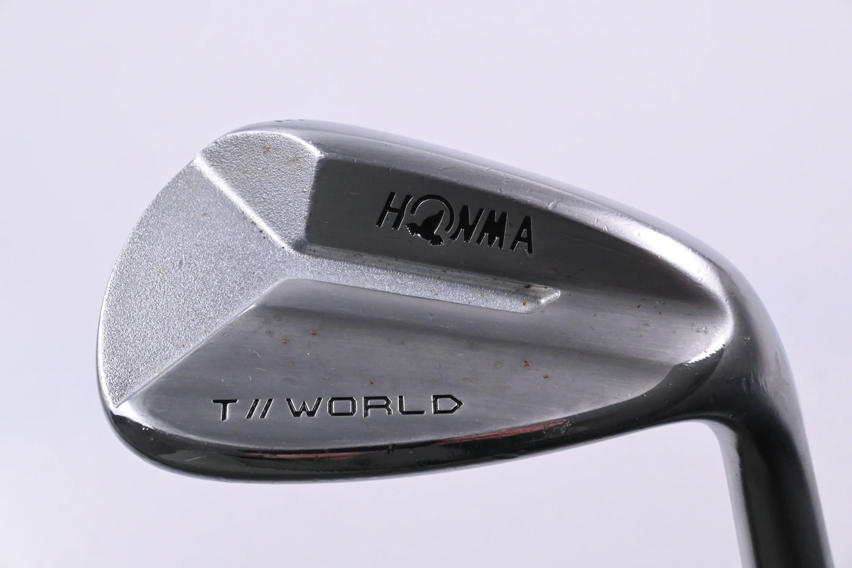 Honma TW-W4 Gap Wedge / 52 Degree / Stiff Flex Dynamic Gold S200 Shaft