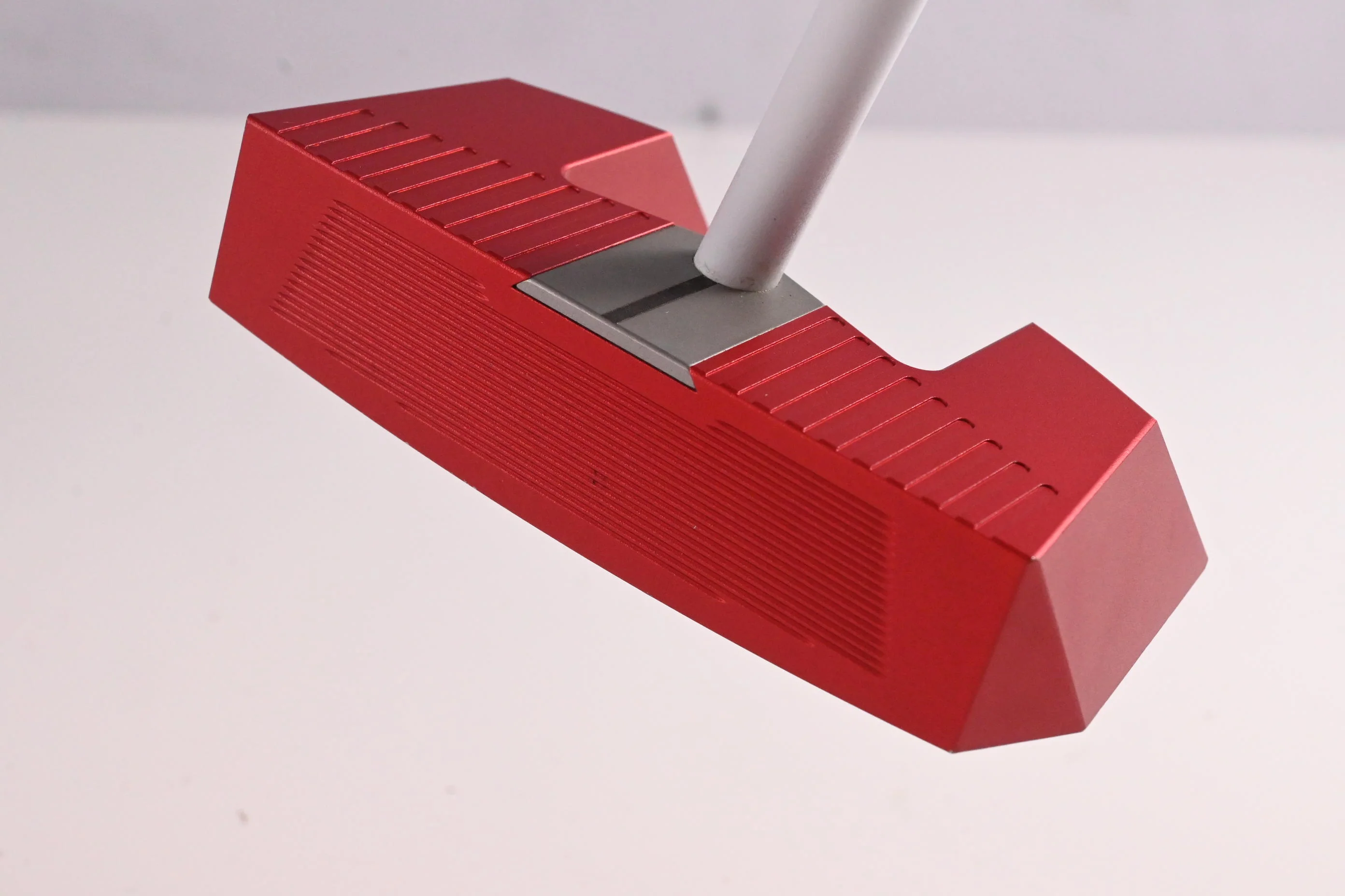 L.A.B Golf Mezz.1 Max Sweeper Putter / 41.5 Inch / Accra X L.A.B. Golf - White - Image 3