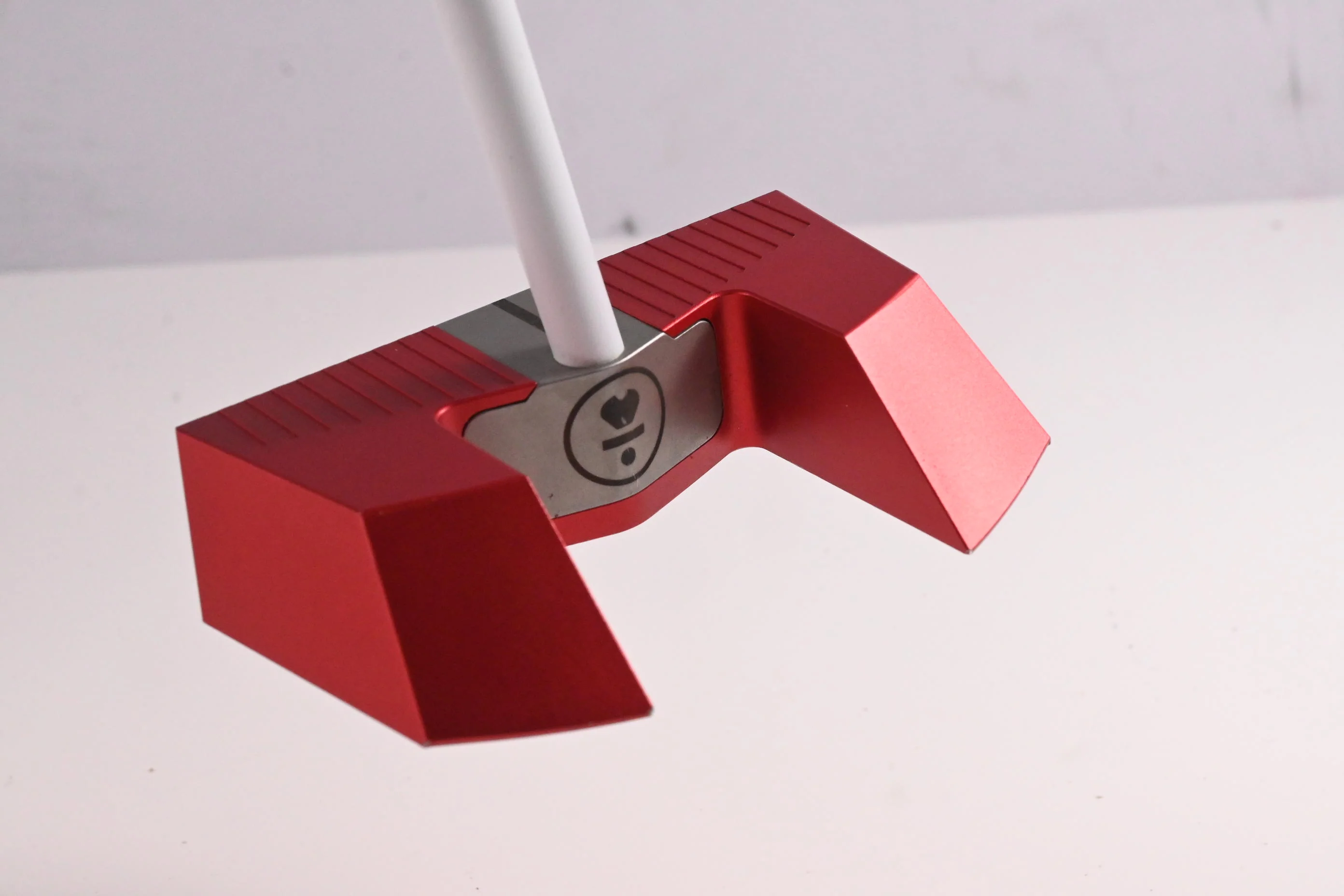 L.A.B Golf Mezz.1 Max Sweeper Putter / 41.5 Inch / Accra X L.A.B. Golf - White - Image 4