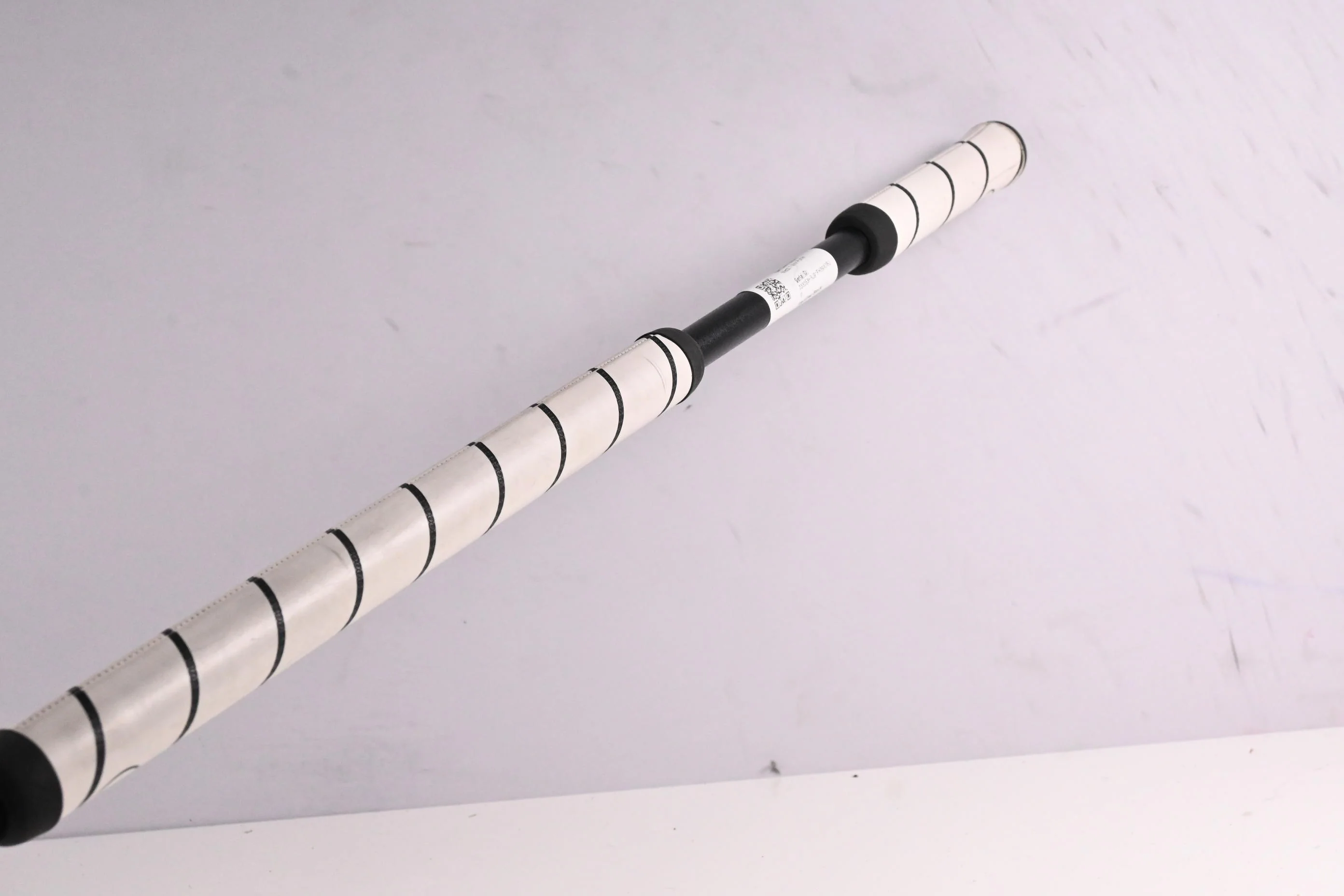 L.A.B Golf Mezz.1 Max Sweeper Putter / 44 Inch / Accra x L.A.B. Golf - Black - Image 8