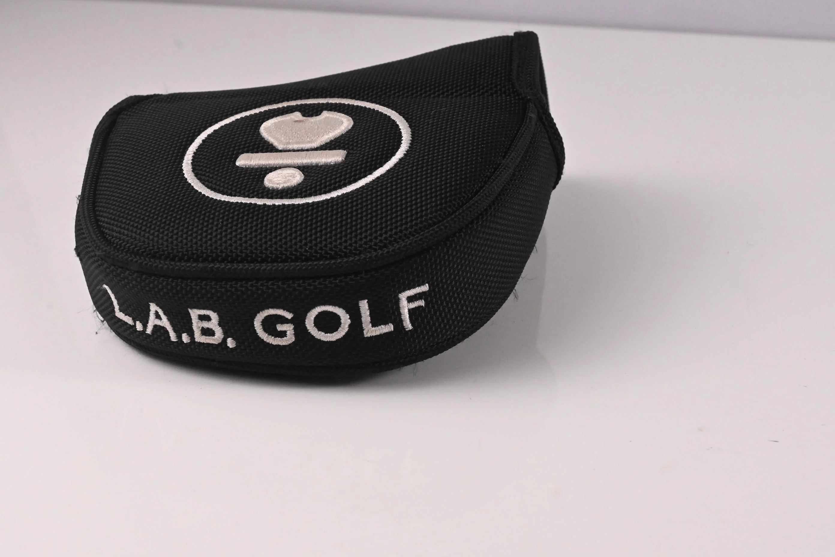 L.A.B Golf Mezz.1 Max Sweeper Putter / 44 Inch / Accra x L.A.B. Golf - Black - Image 9