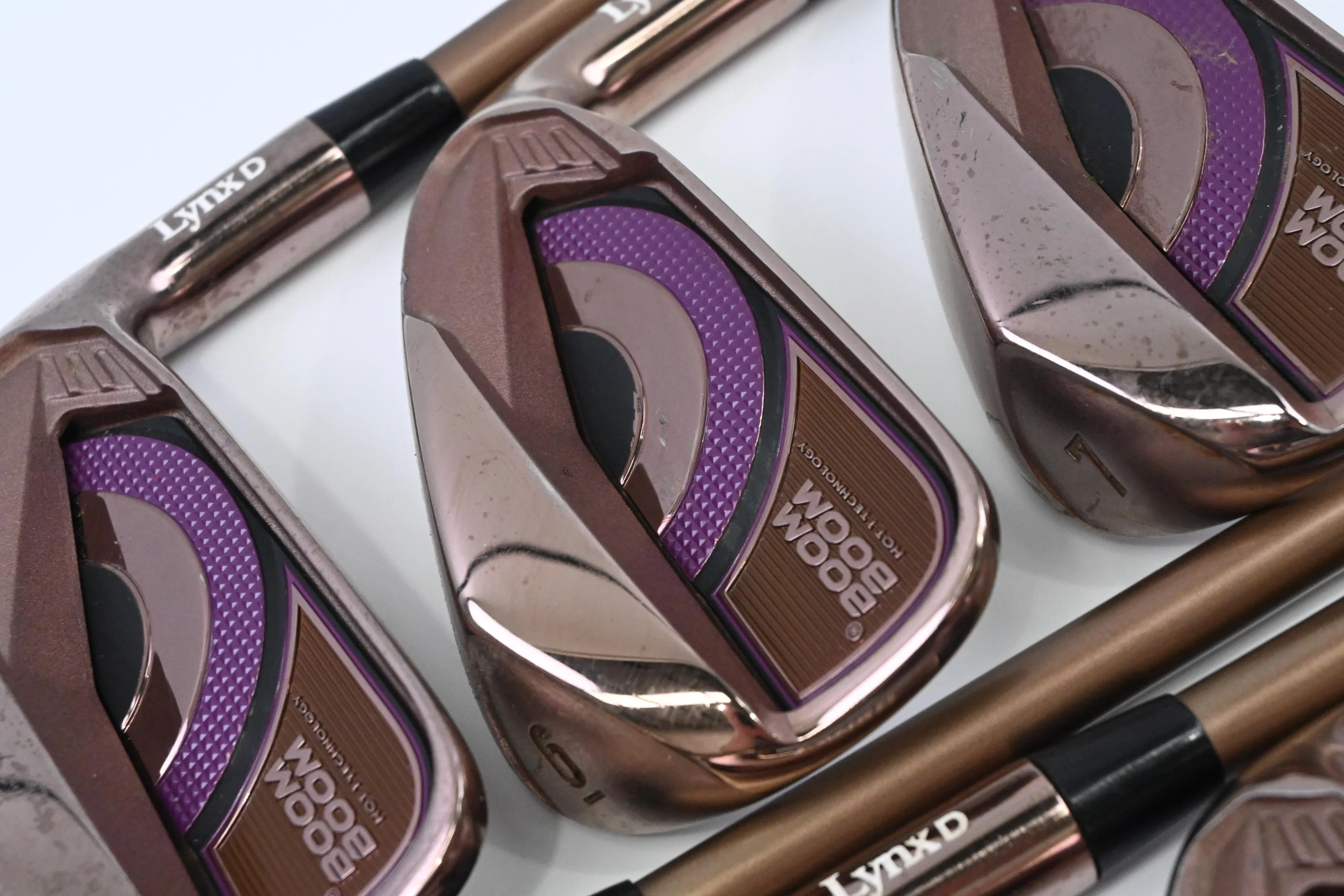 Ladies Lynx Boom Boom Irons / 5-PW+SW / Ladies Flex Lynx Shafts