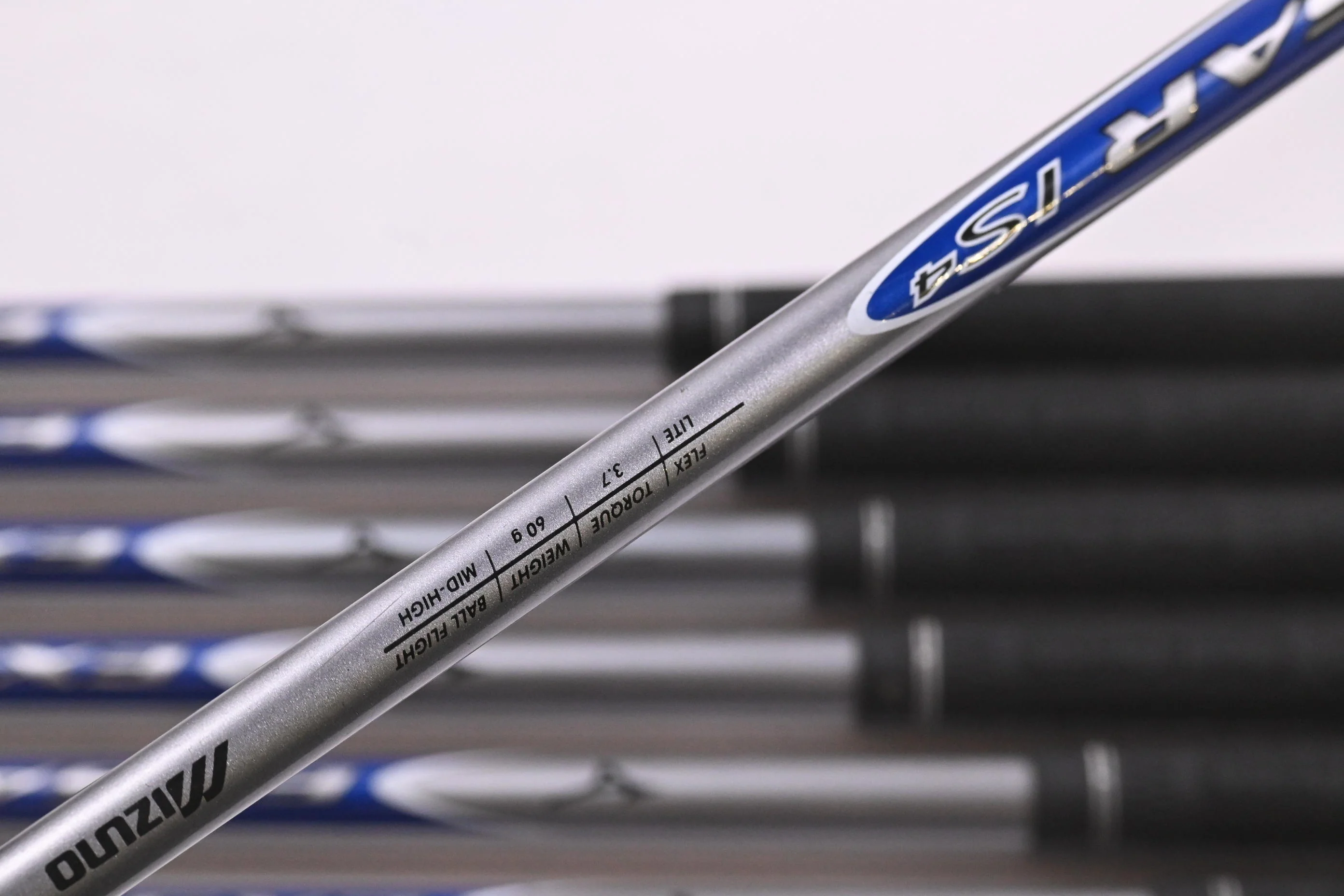 Mizuno JPX 800 Irons / 4-PW / Senior Flex Mizuno Exsar IS4 60 Shafts - Image 5