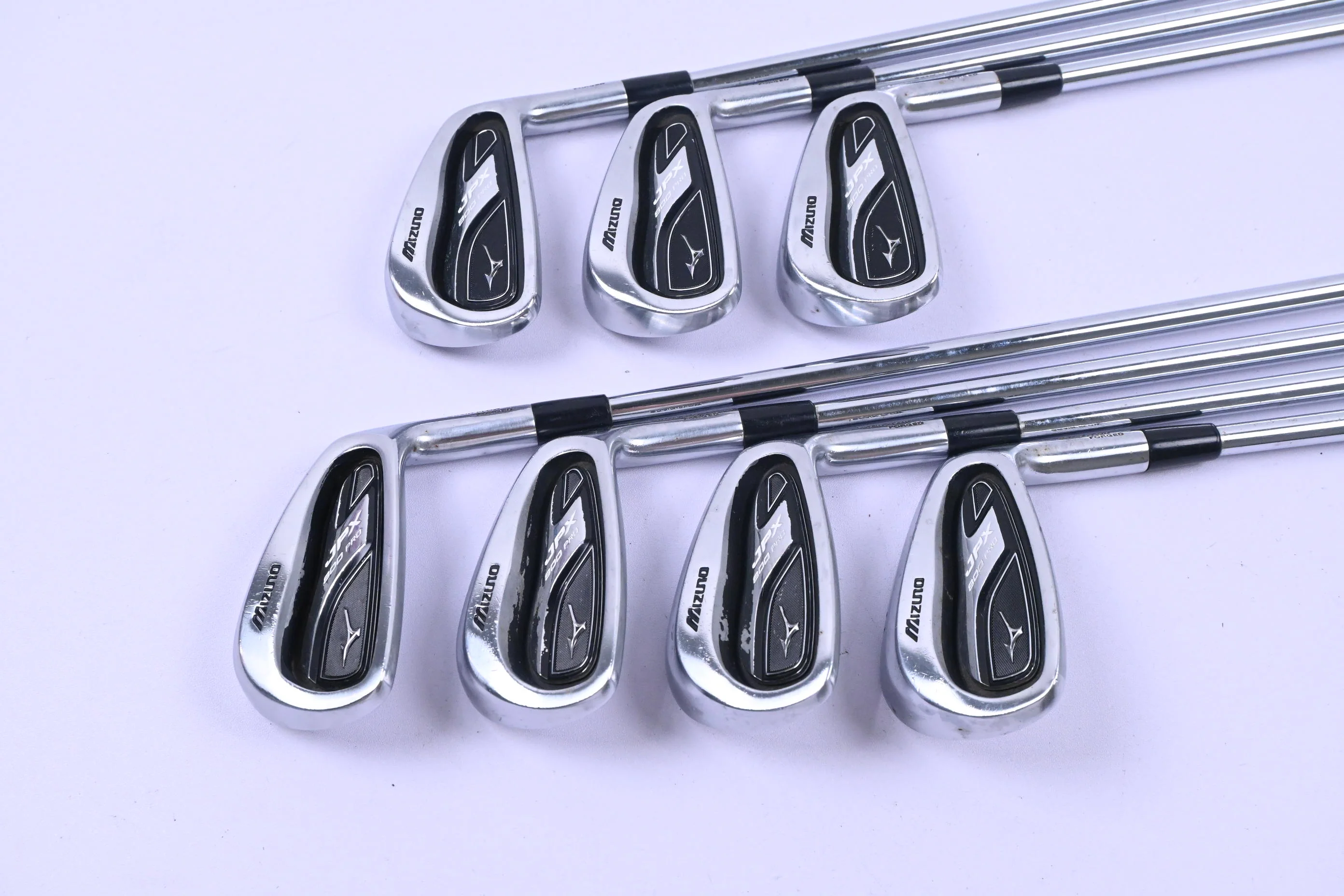 Mizuno JPX 800 Pro Irons / 4-PW / Regular Flex Dynamic Gold XP R300 Shafts - Image 2