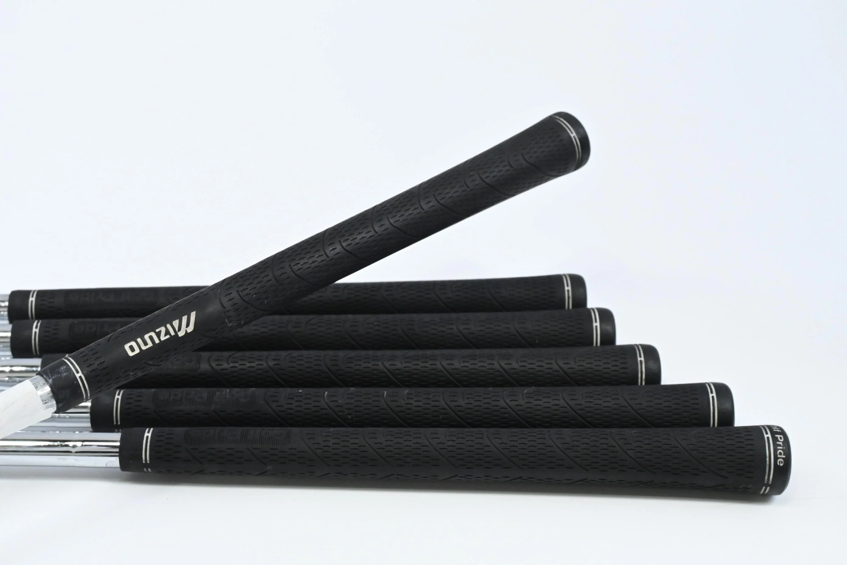 Mizuno JPX 800 Pro Irons / 4-9 / Regular Flex Dynalite Gold R300 Shafts - Image 7