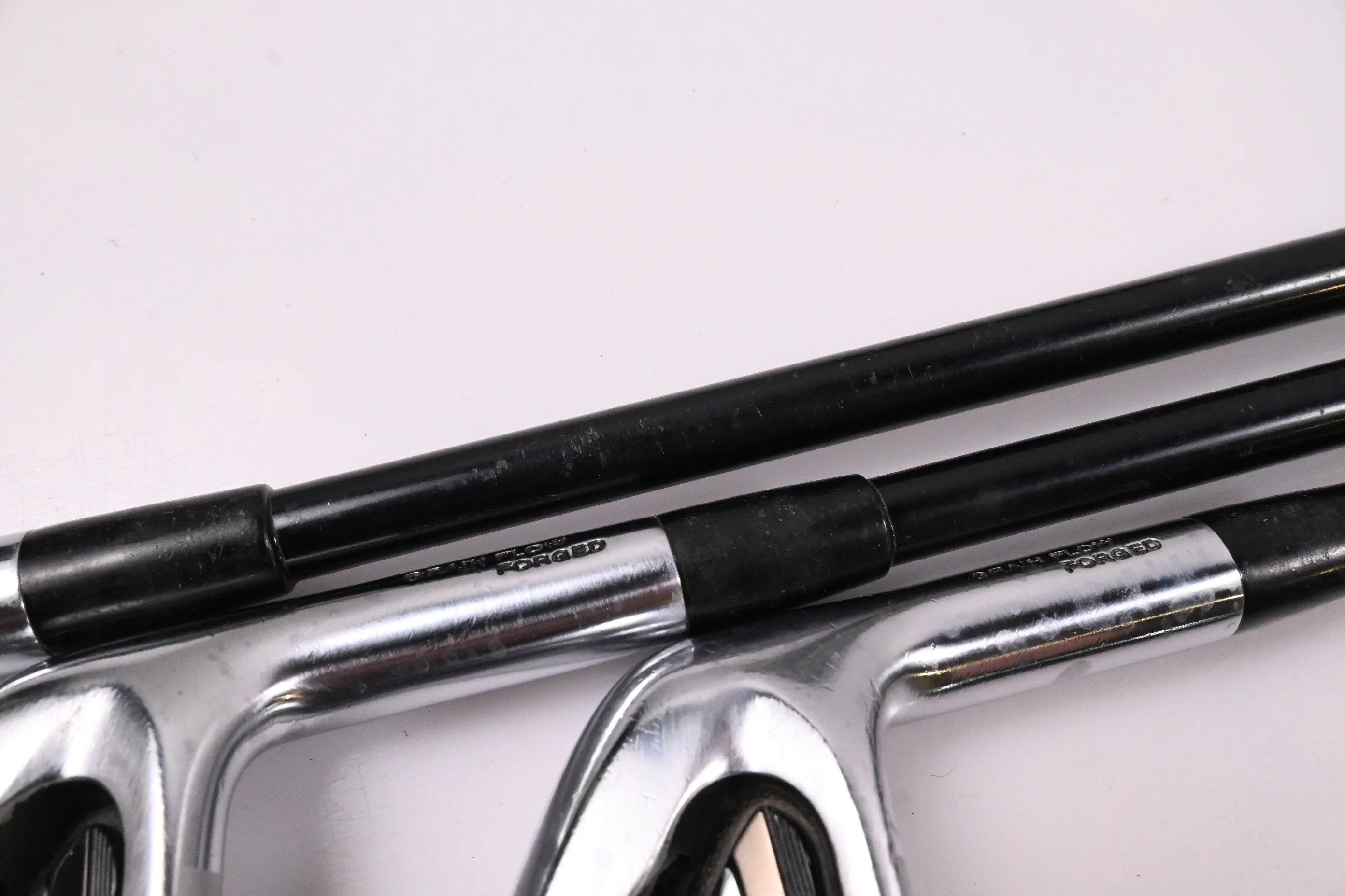 Ladies Mizuno JPX 825 Pro Irons / 5-PW / Ladies Flex Fujikura Orochi 55 Shafts - Image 3