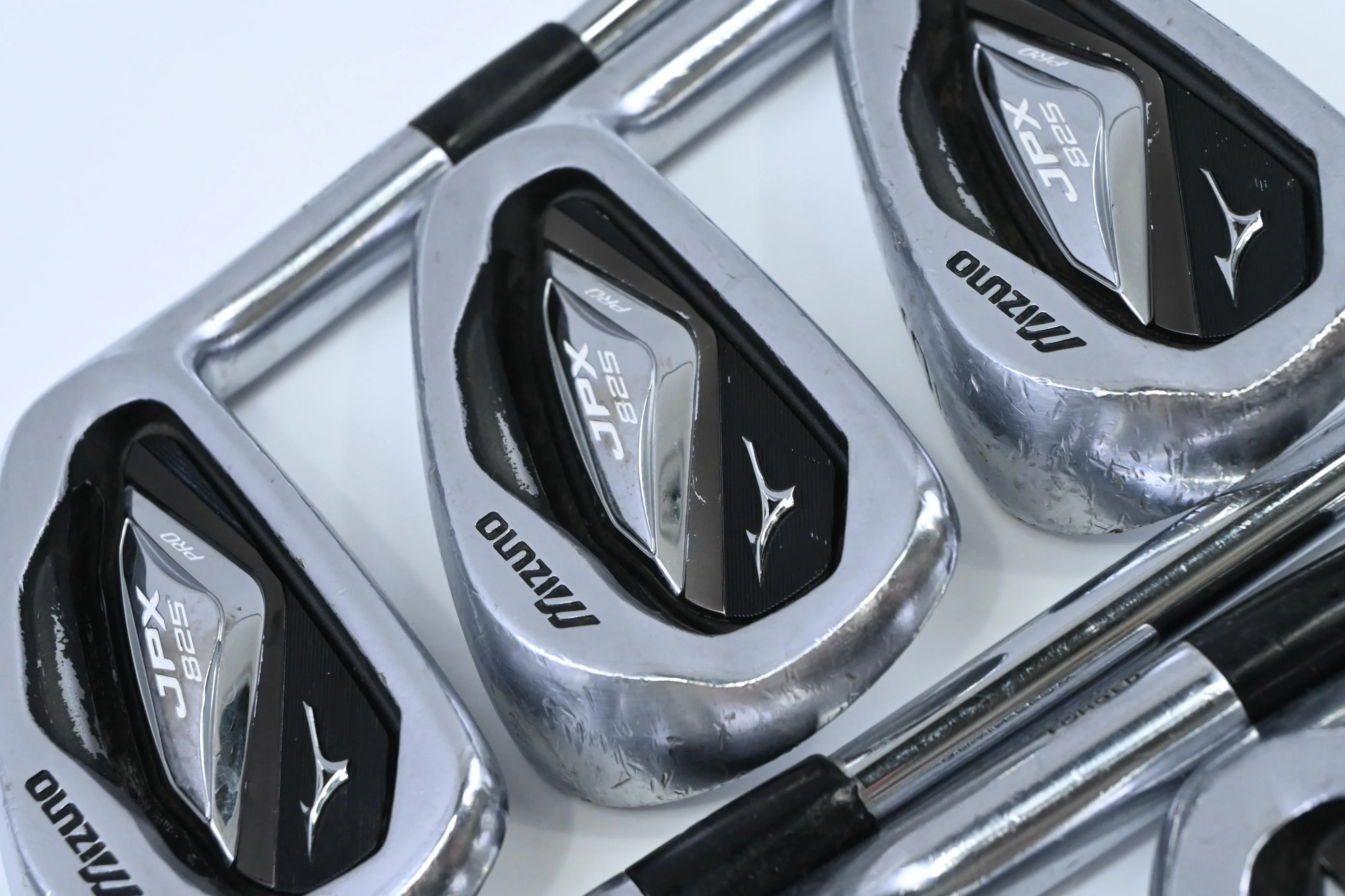 Mizuno JPX 825 Pro Irons / 4-PW / Stiff Flex KBS Tour Shafts