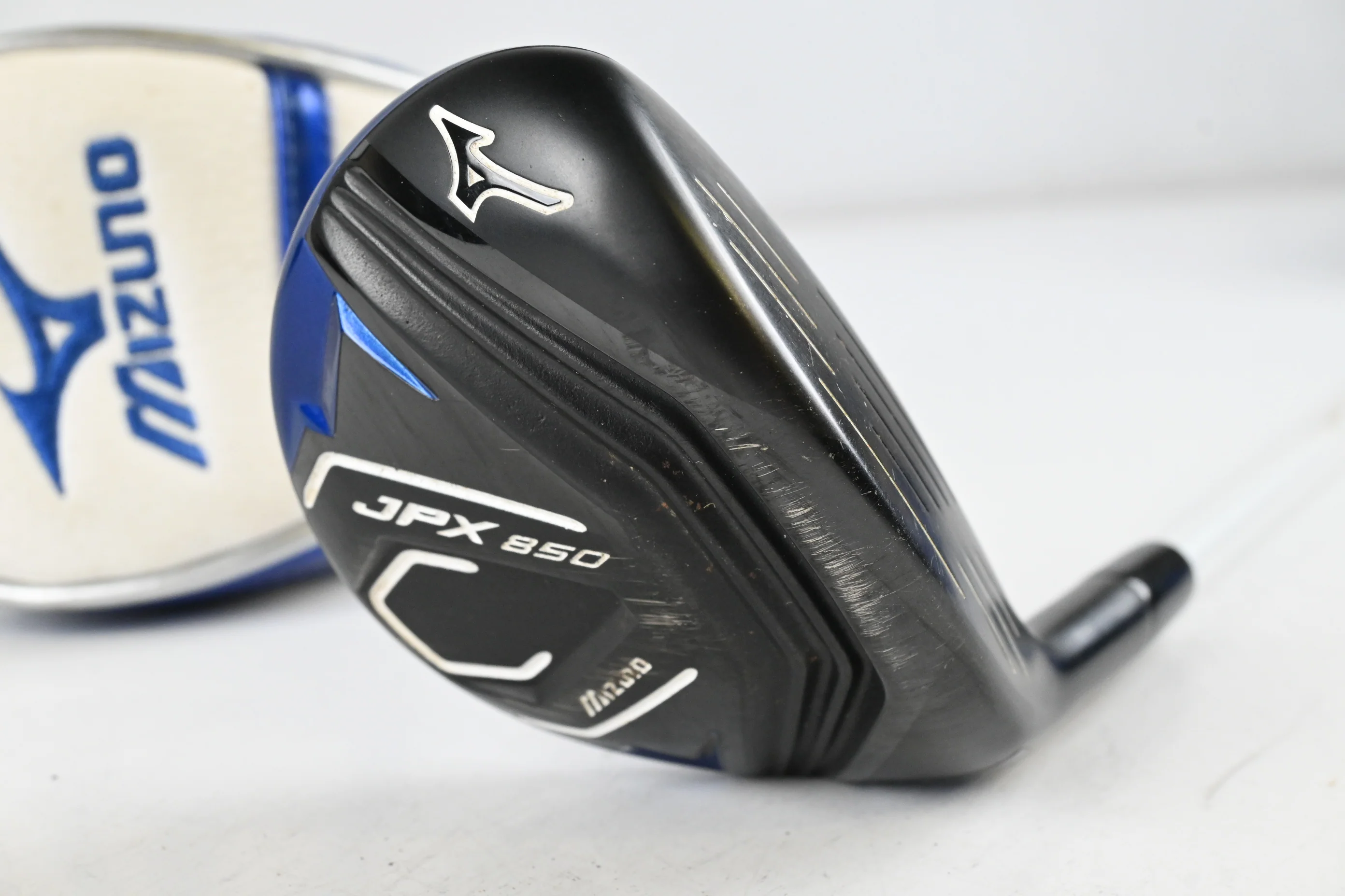 Mizuno JPX 850 #2 Hybrid / 16 Degree / Regular Flex Fujikura Orochi 65 Shaft