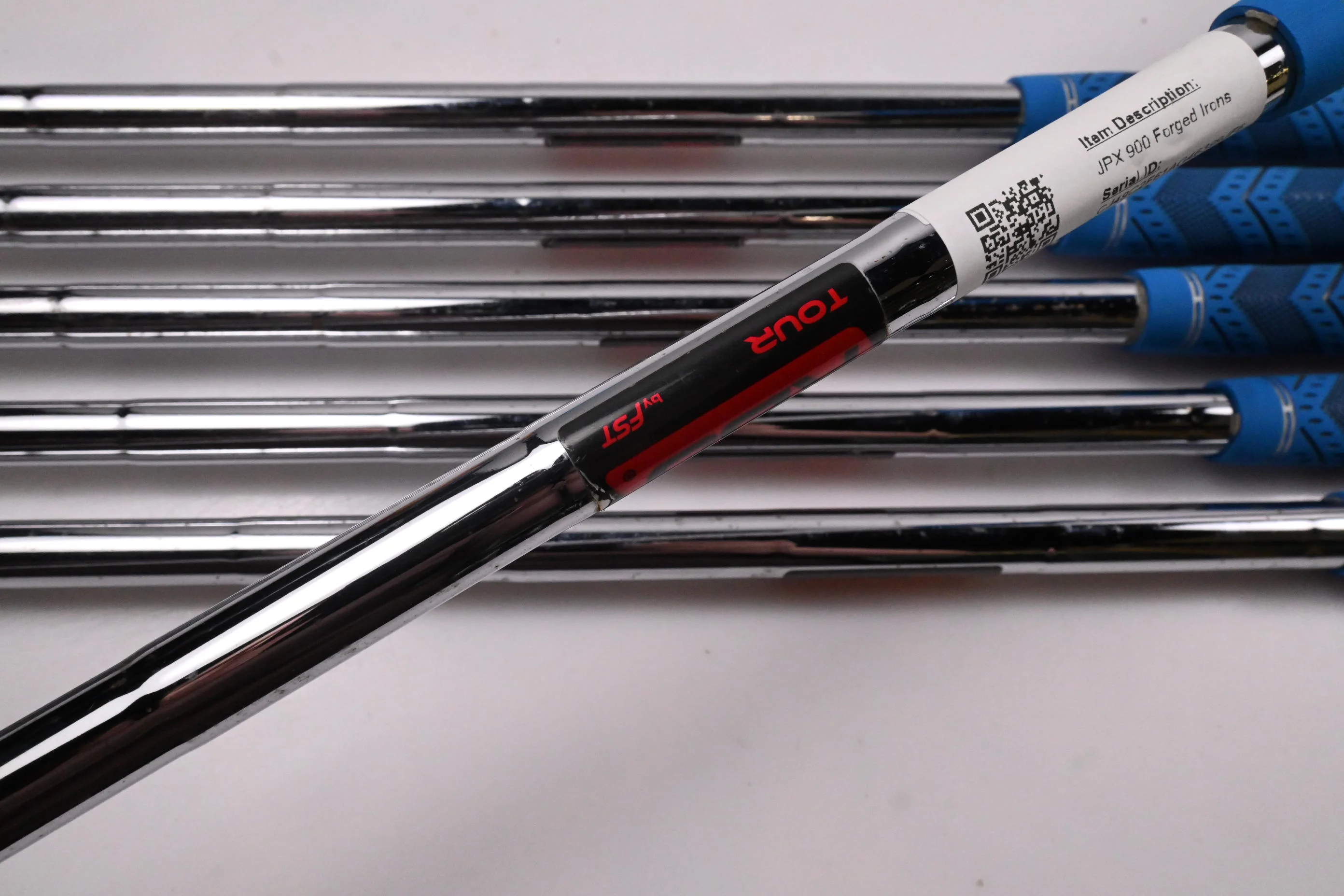 Mizuno JPX 900 Forged Irons / 5-PW / Regular Flex KBS Tour Shafts - Image 5