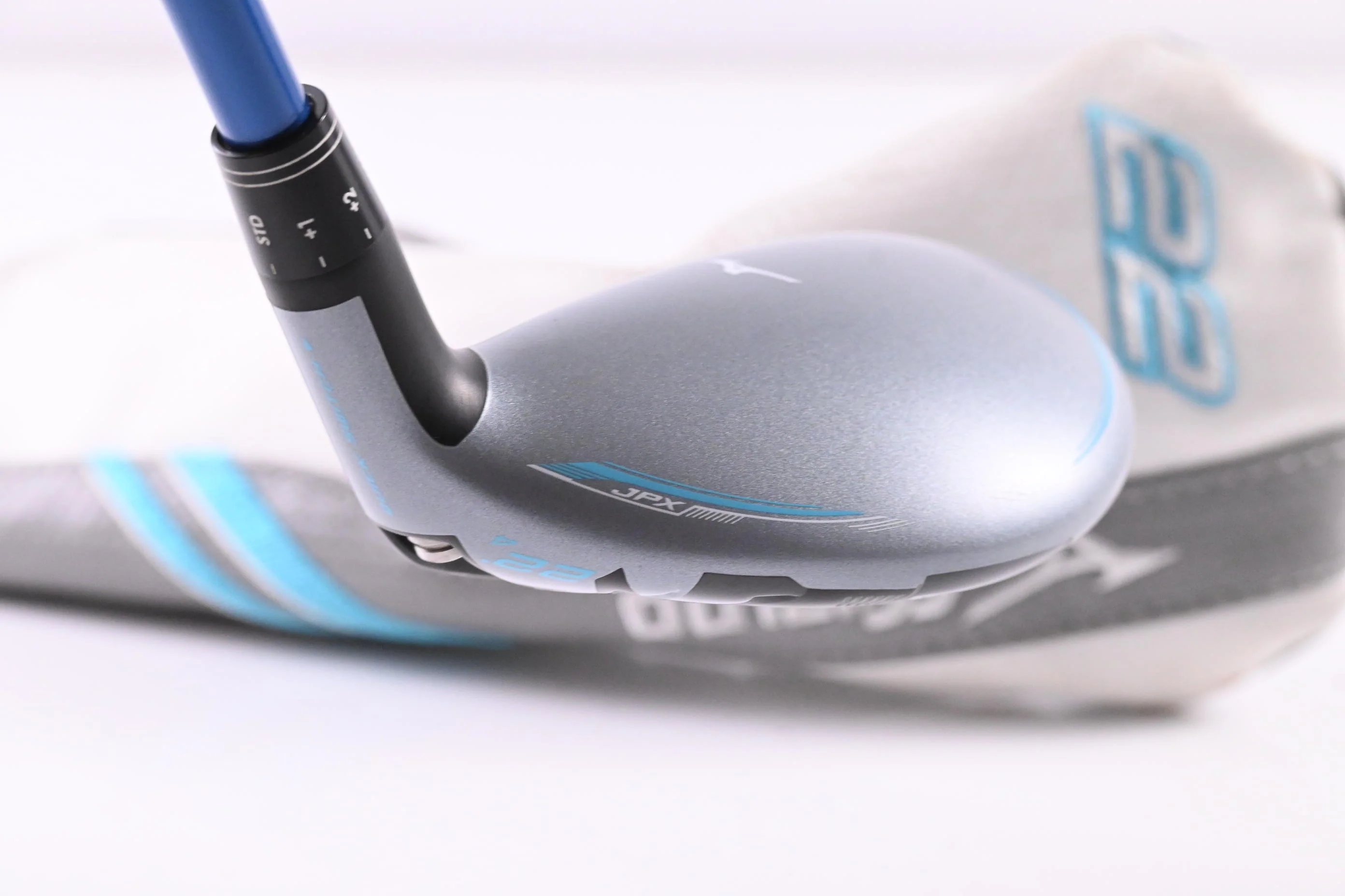 Mizuno JPX 900 #4 Hybrid / 22 Degree / Senior Flex Fujikura HY Shaft - Image 5