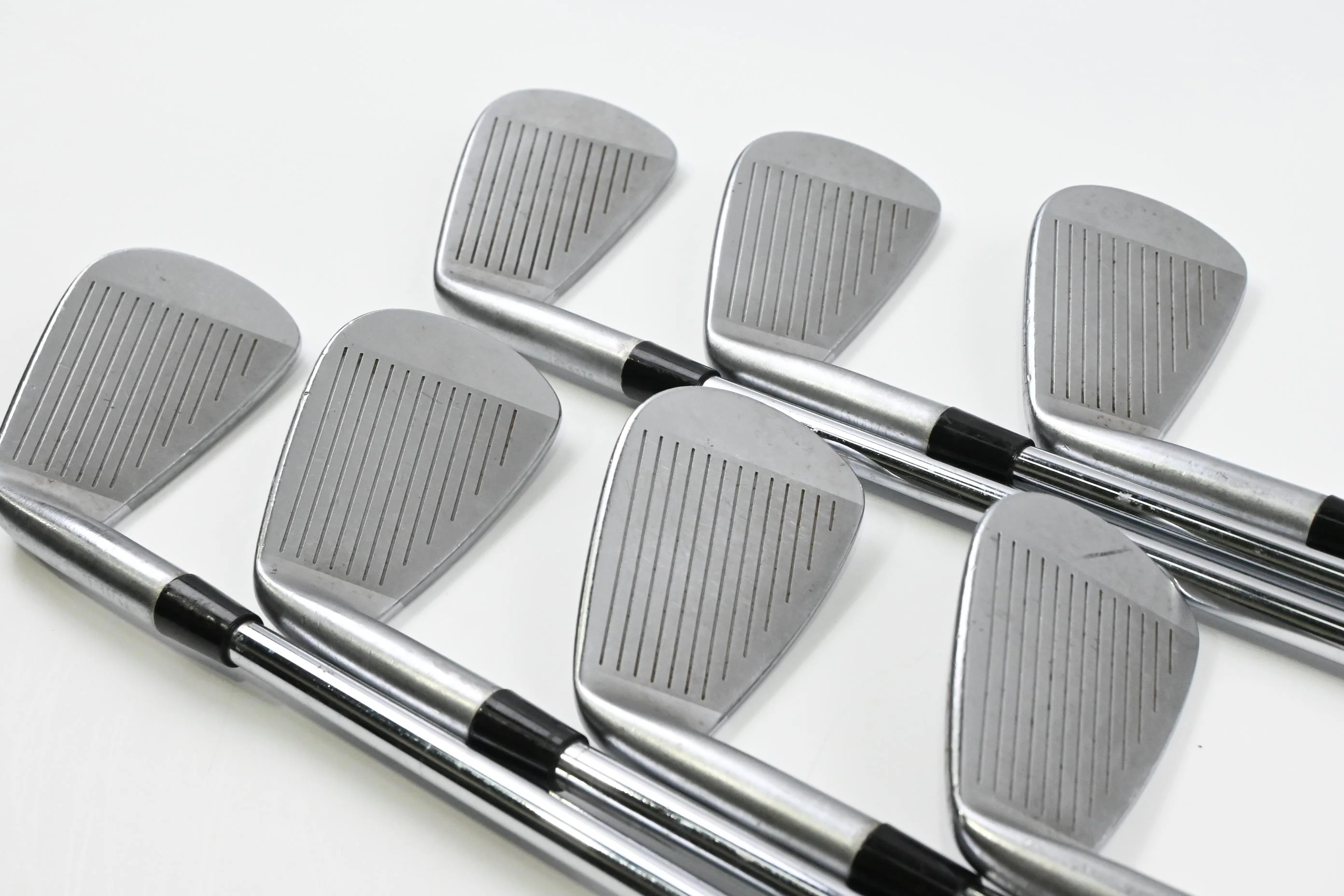 Mizuno JPX 900 Tour Irons / 4-PW / X-Flex KBS Tour Shafts - Image 3