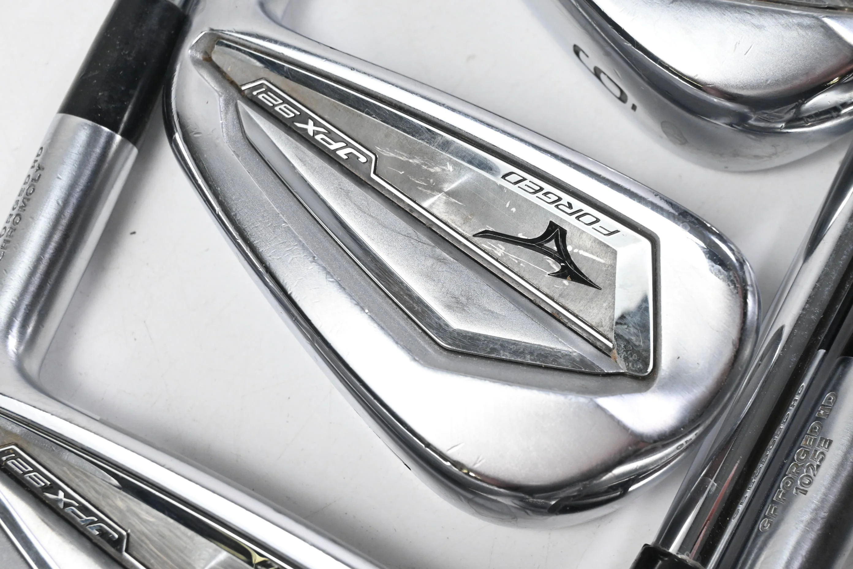 Mizuno JPX 921 Forged Irons / 4-PW / Stiff Flex Dynamic Gold 105 Shafts