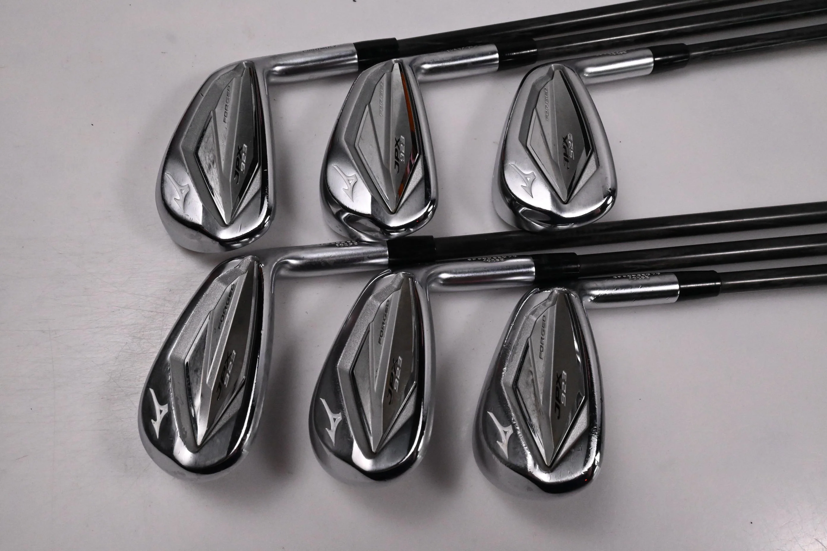 Mizuno JPX 923 Forged Irons / 6-PW+GW / Regular Flex Baddazz 65 Shafts - Image 2