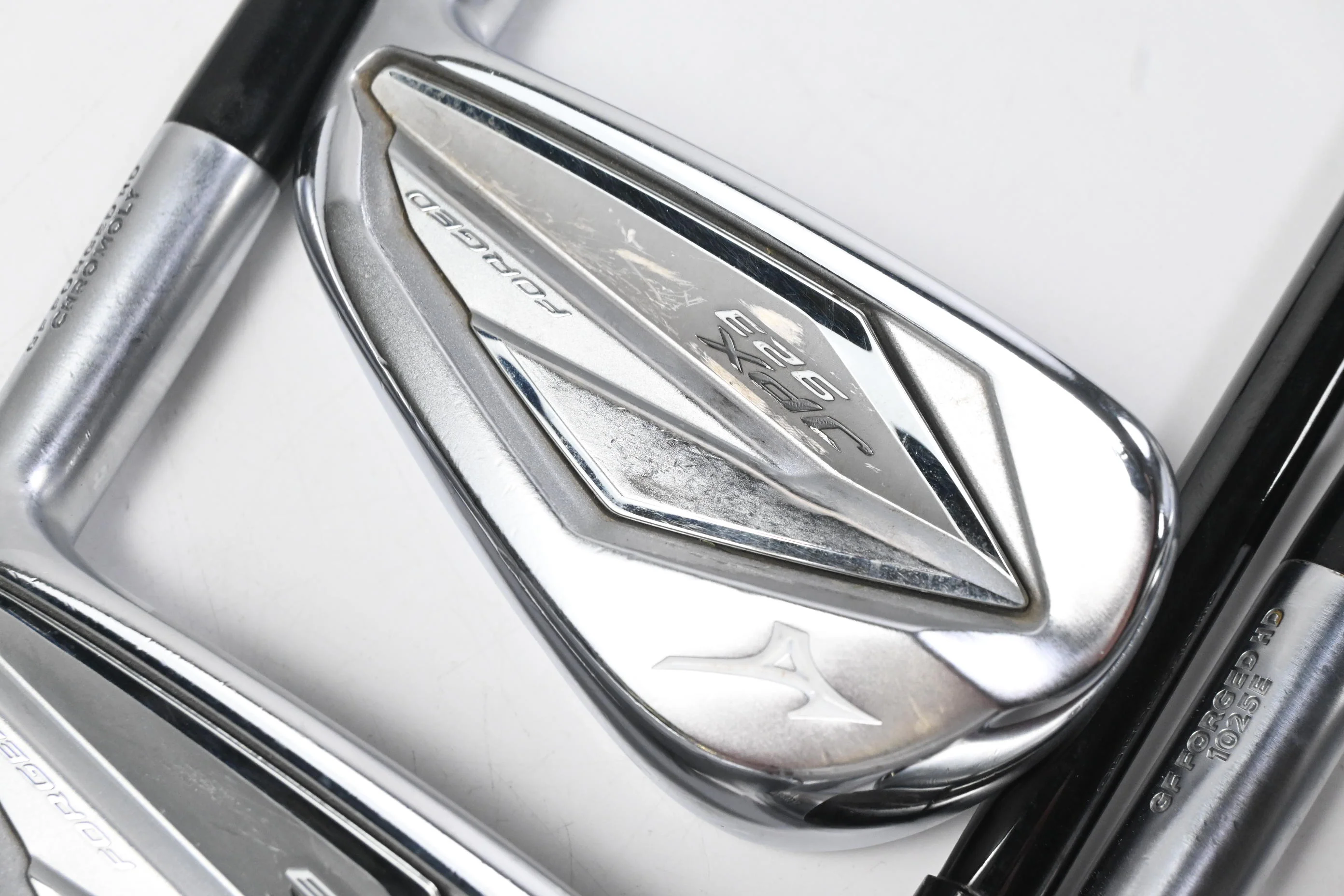 Mizuno JPX 923 Forged Irons / 6-PW / Regular Flex KBS $-Taper Lite 95 Shafts