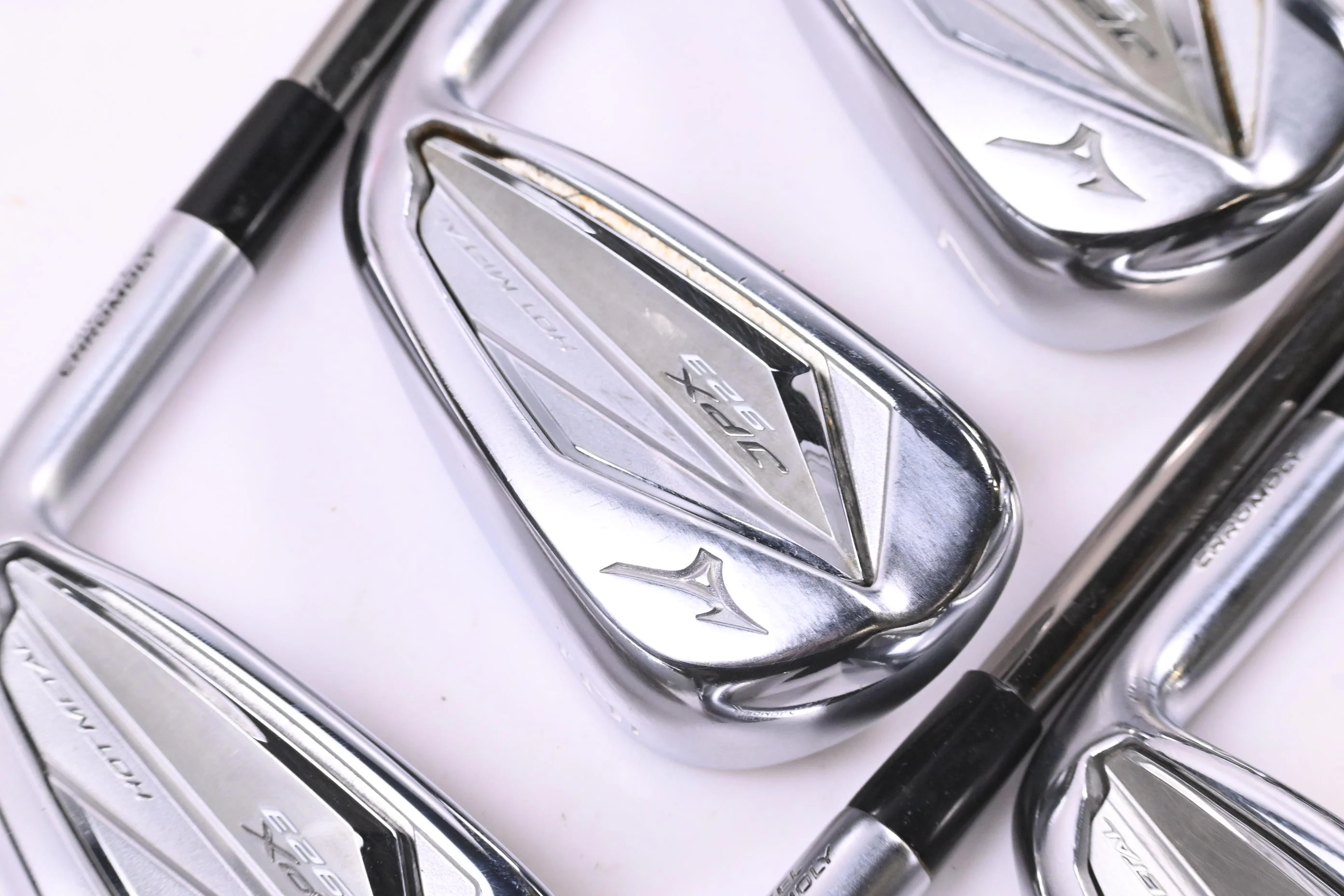 Mizuno JPX 923 Hot Metal Irons / 5-PW+GW+SW / Regular Flex UST Recoil 95