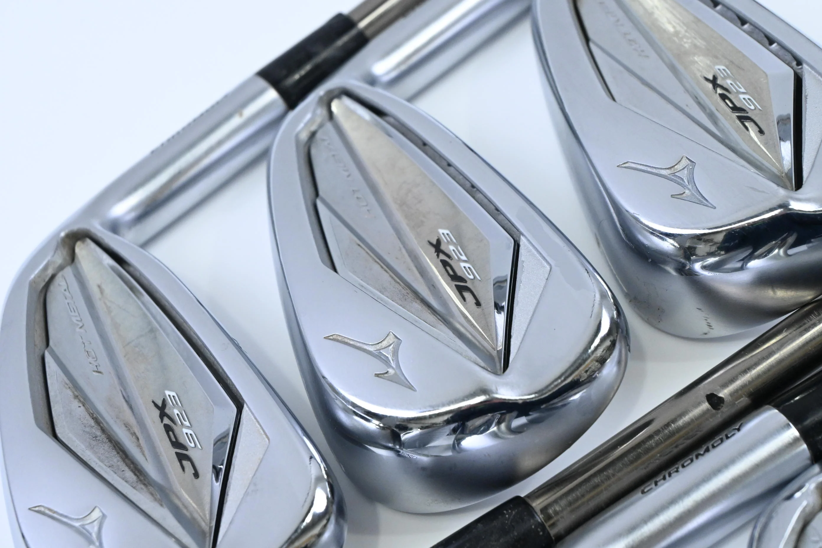 Mizuno JPX 923 Hot Metal Irons / 5-PW+GW / Senior Flex UST Recoil ESX 460 Shafts