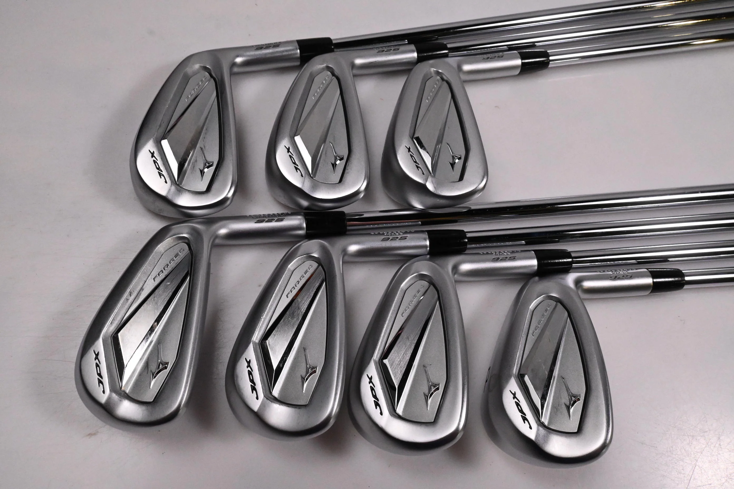 Mizuno JPX 925 Forged Irons / 4-PW / Stiff Flex Project X Shafts - Image 2