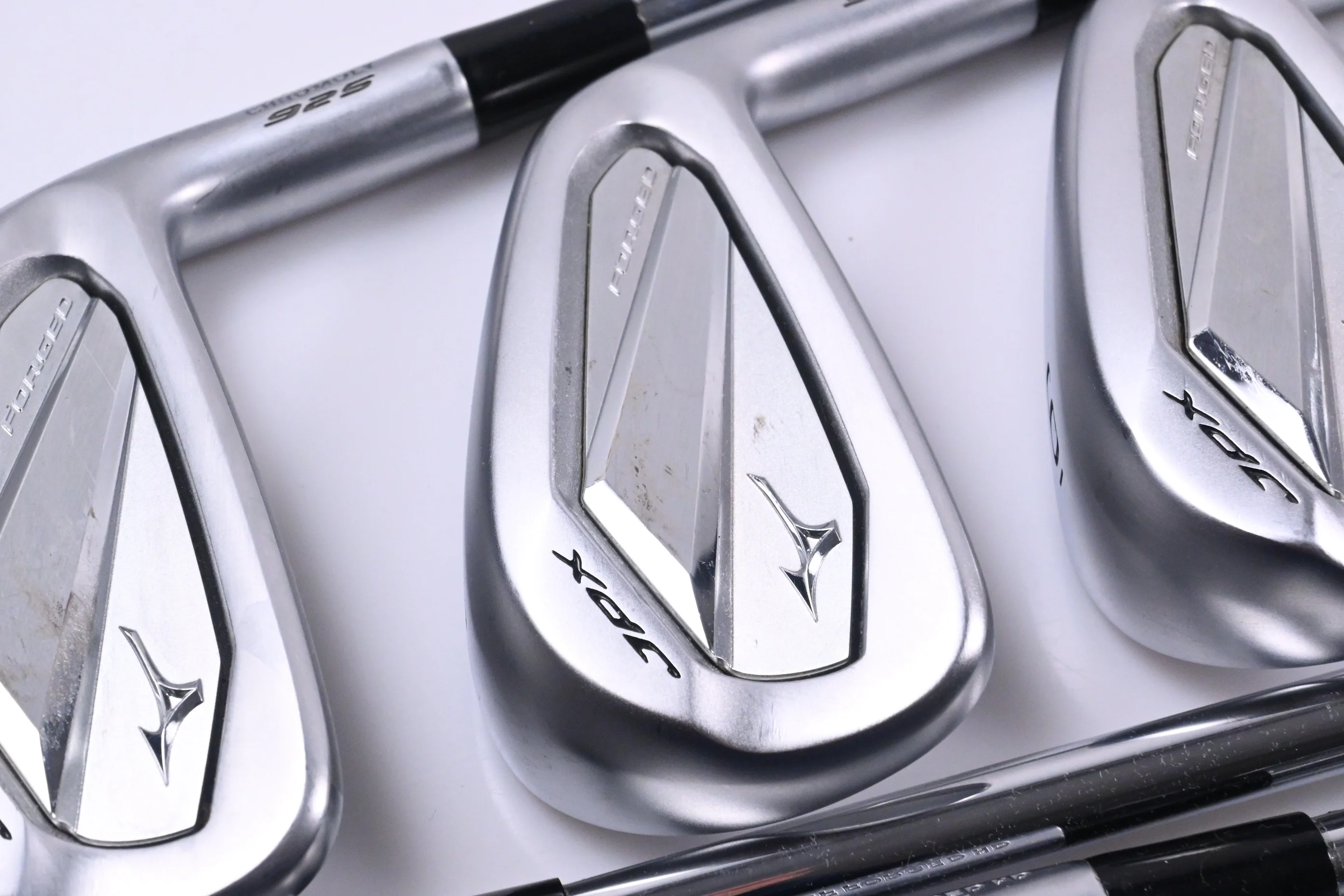 Mizuno JPX 925 Forged Irons / 4-PW / Regular Plus Flex Project X LZ 115 Shafts