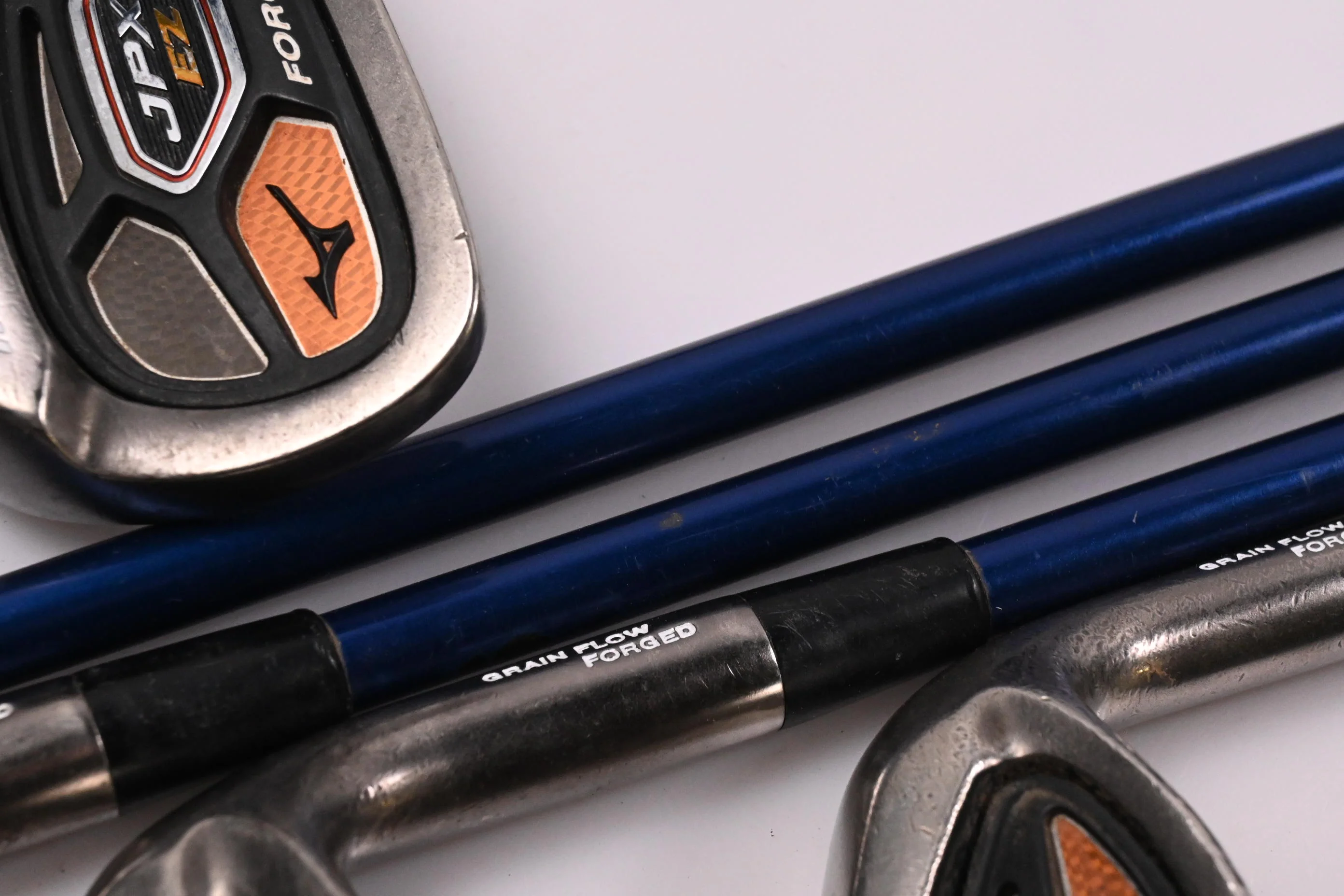 Mizuno JPX EZ 2013 Irons / 4-PW / Senior Flex Project X Blue Shafts - Image 3
