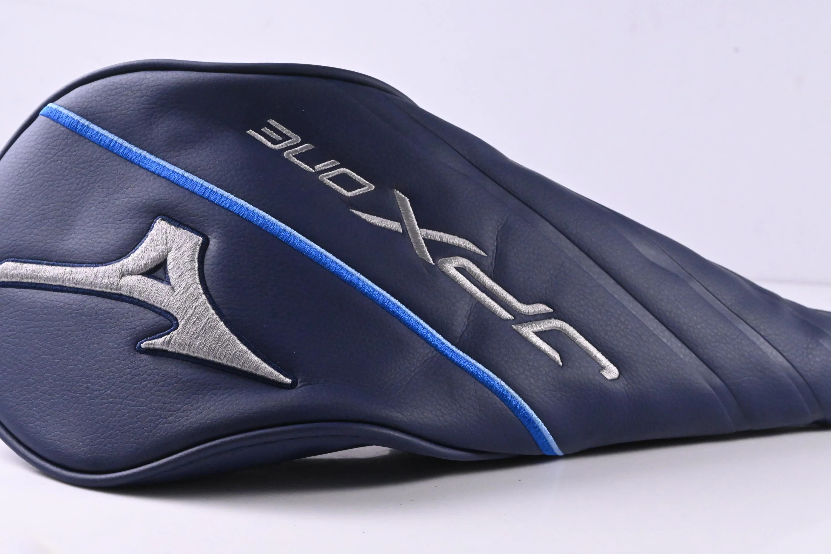 Mizuno JPX One Driver / 10.5 Degree / Regular Flex Tensei 1K Blue 55 Shaft - Image 9