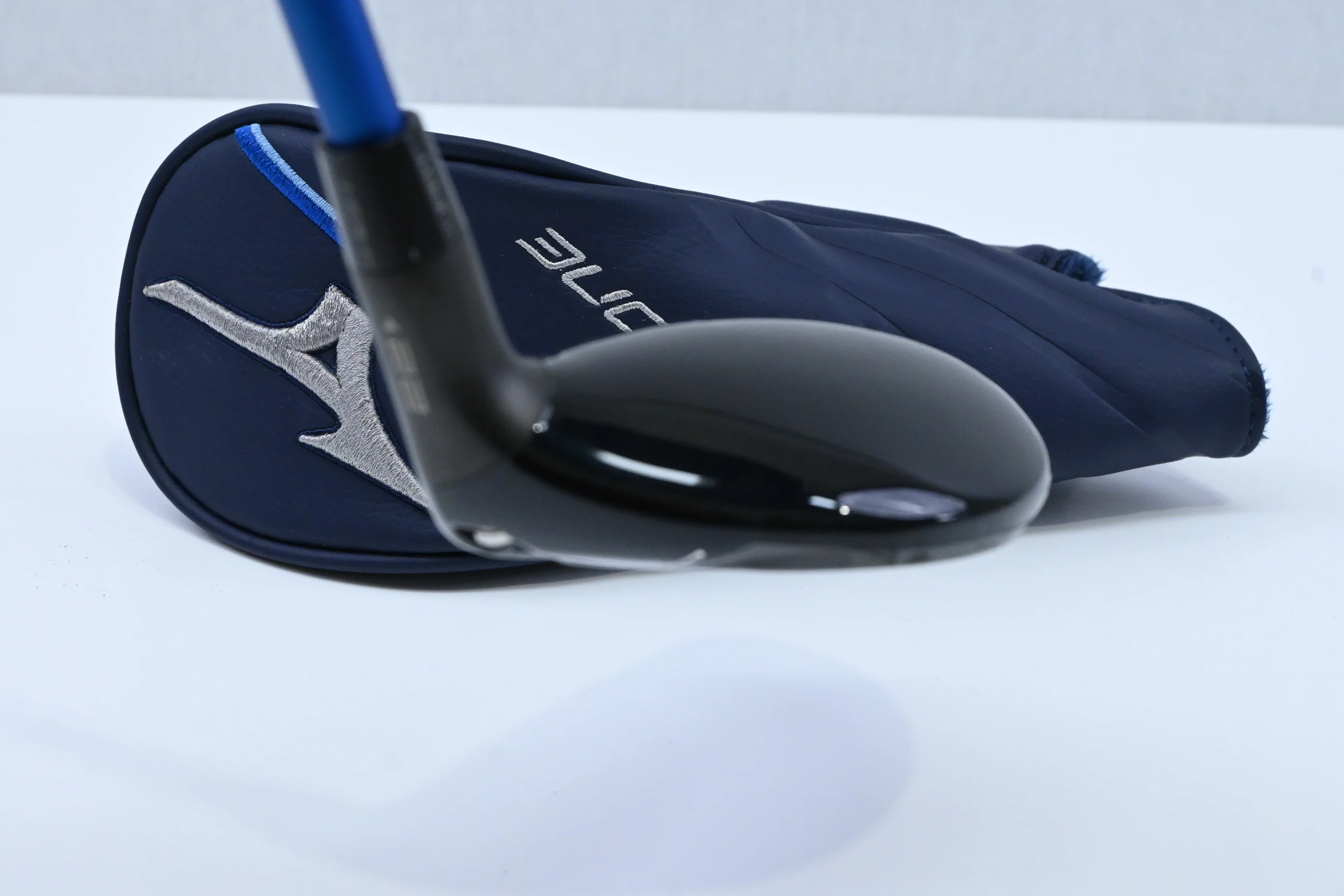 Mizuno JPX One #4 Hybrid / 22 Degree / Regular Flex Denali Frost Blue 70 Shaft - Image 5