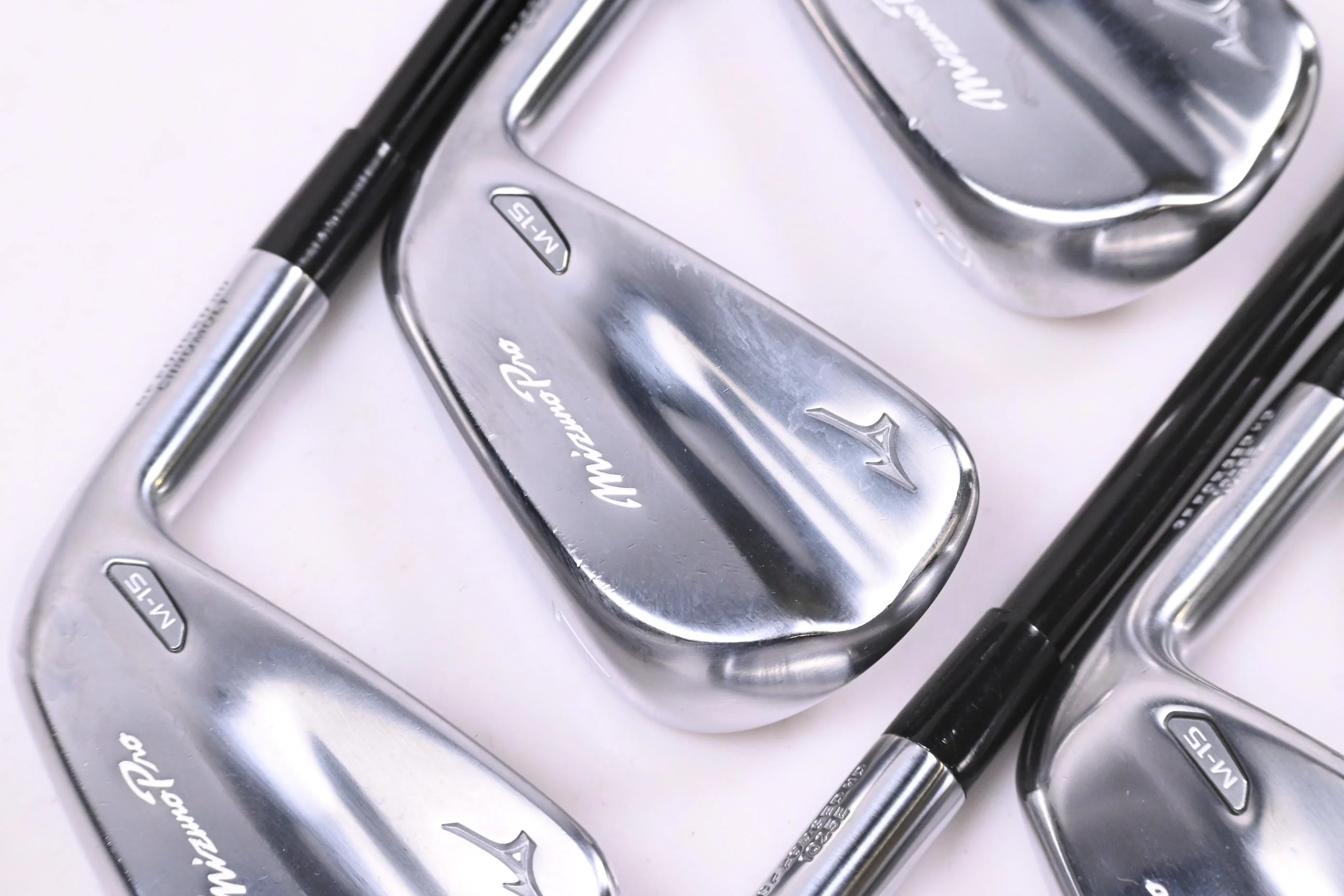 Mizuno Pro M-15 Irons / 6-PW+GW / Regular Flex MMT 85 Shafts
