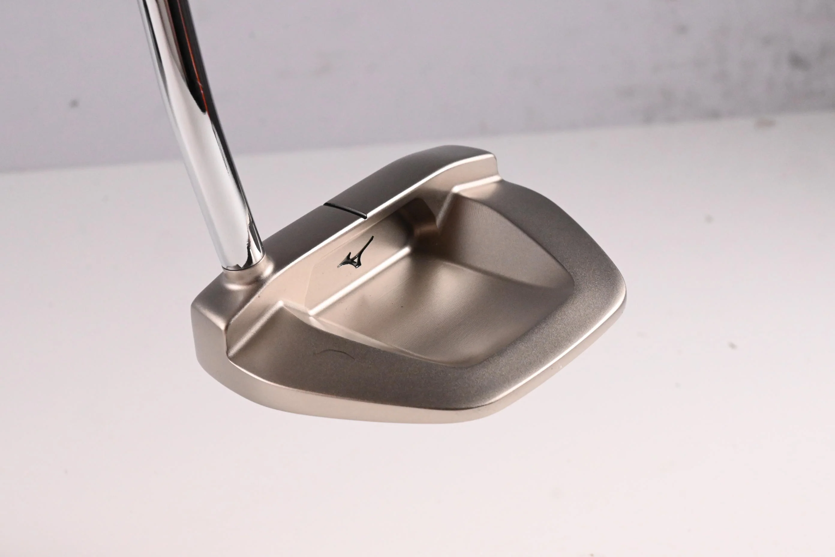Mizuno M.Craft City Series Nagoya B Putter / 36 Inch - Image 4