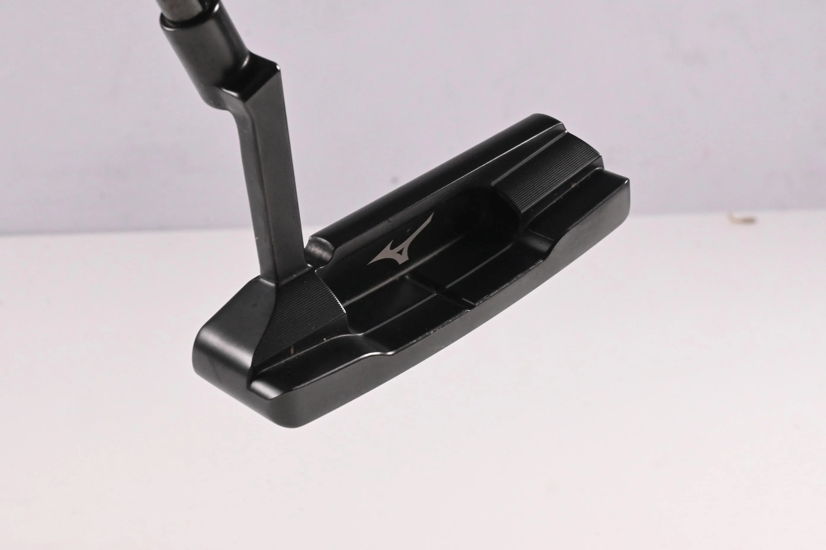 Mizuno M-Craft OMOI 02 Black Putter / 33 Inch - Image 3