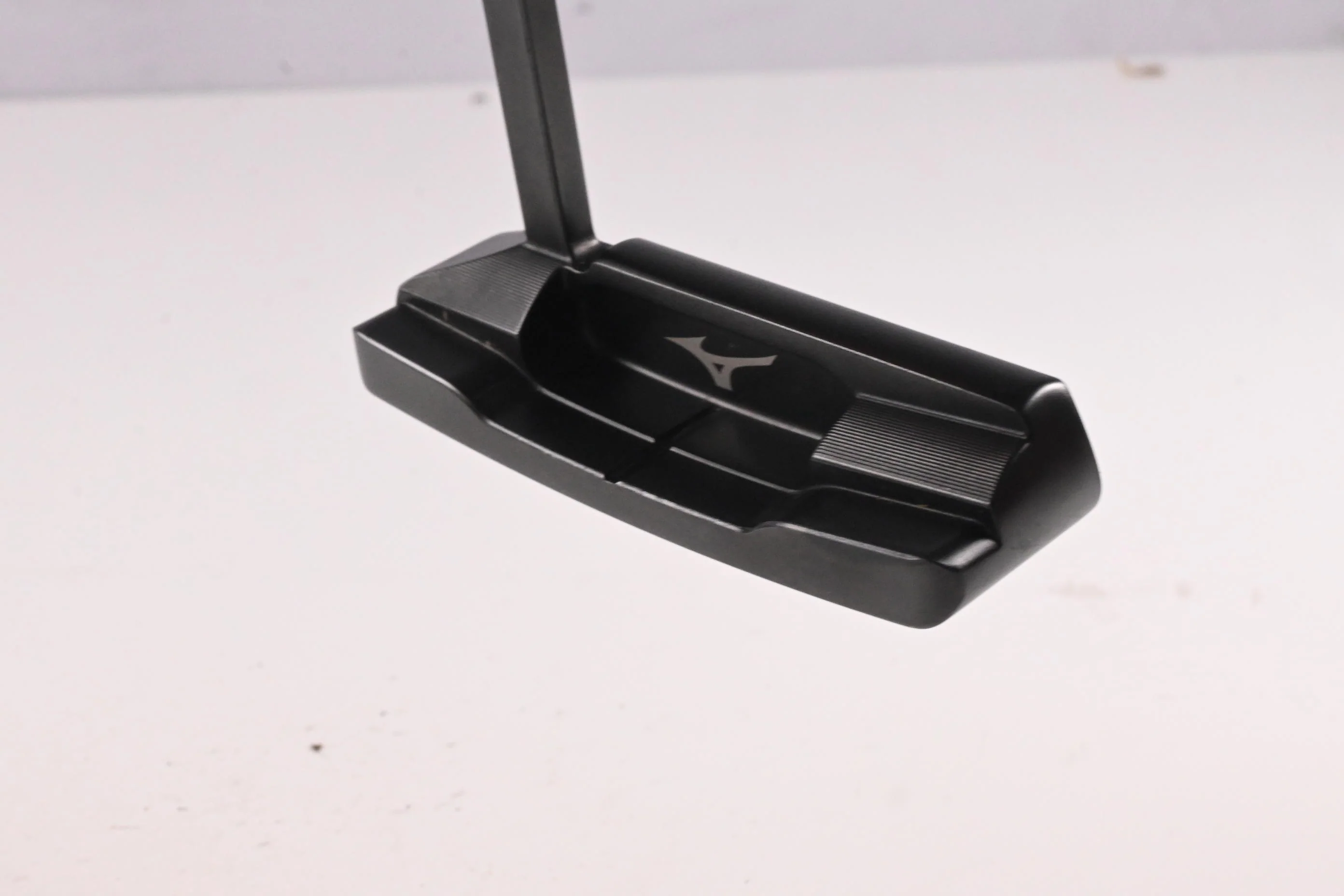 Mizuno M-Craft OMOI 02 Black Putter / 33 Inch - Image 4