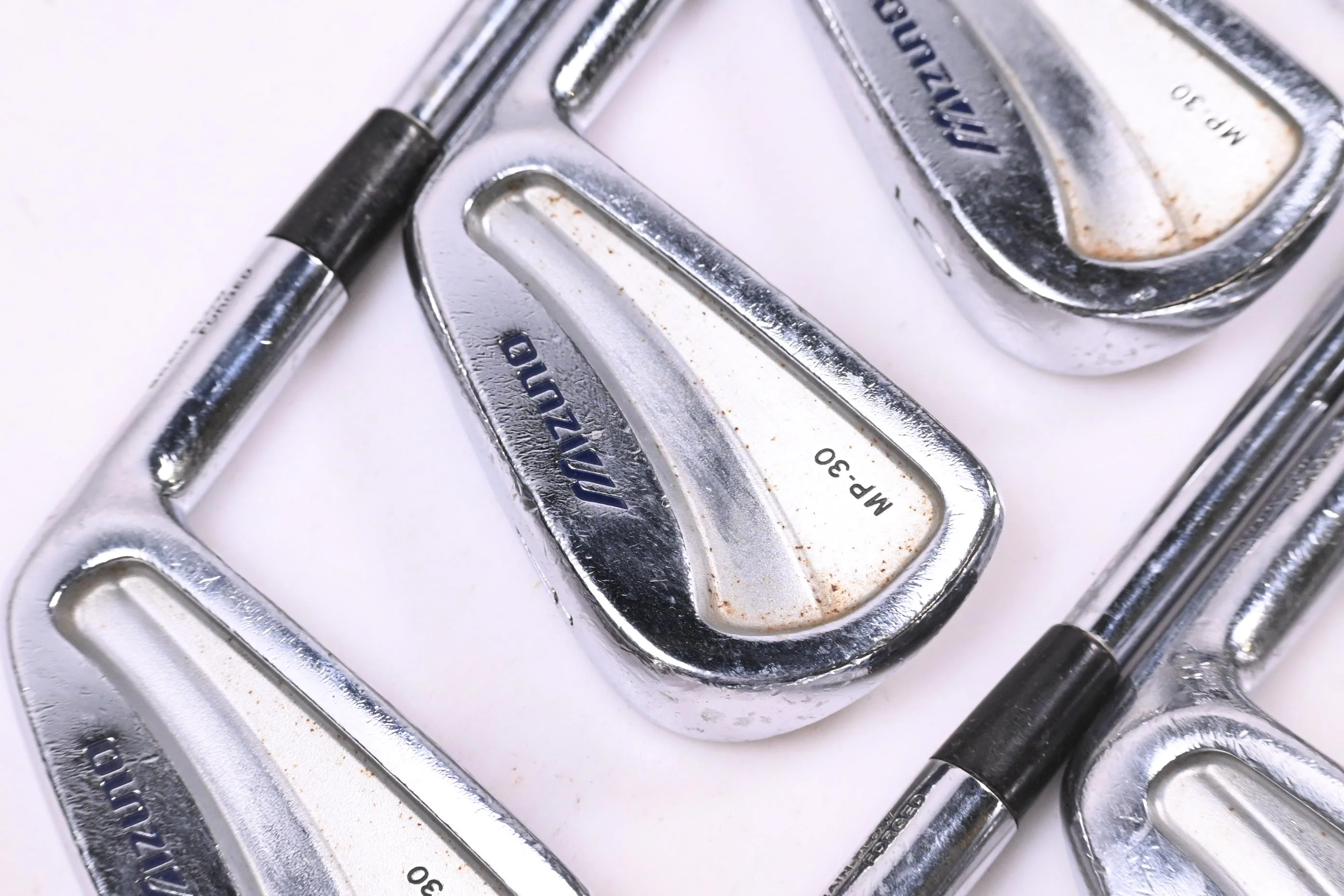 Mizuno MP-30 Irons / 3-PW / Regular Flex Dynamic Gold R300 Shafts